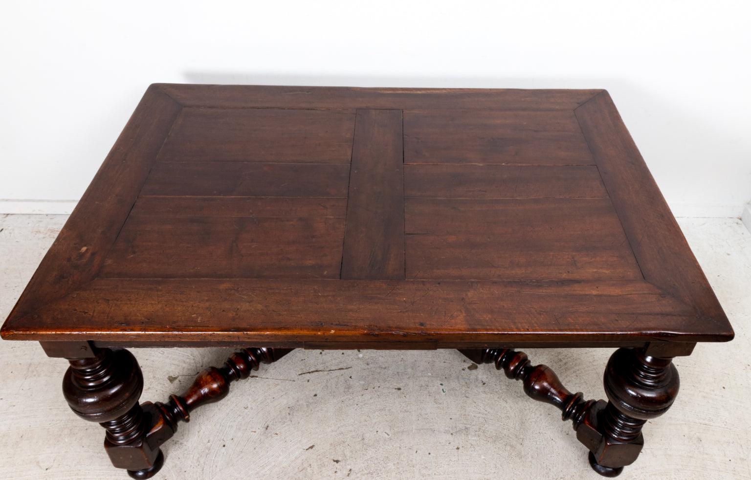 Late 18th Century French Walnut Table For Sale 1