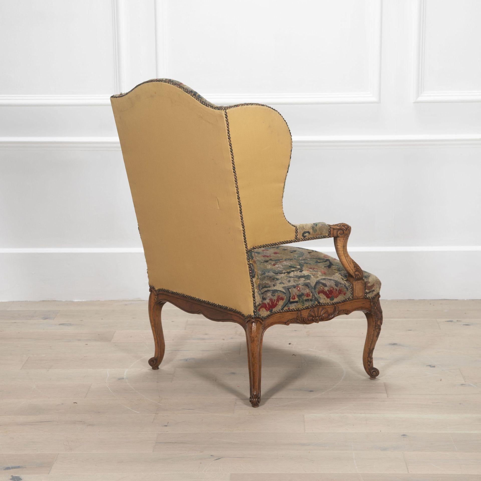 Late 18th Century French Wing Bergere For Sale 4