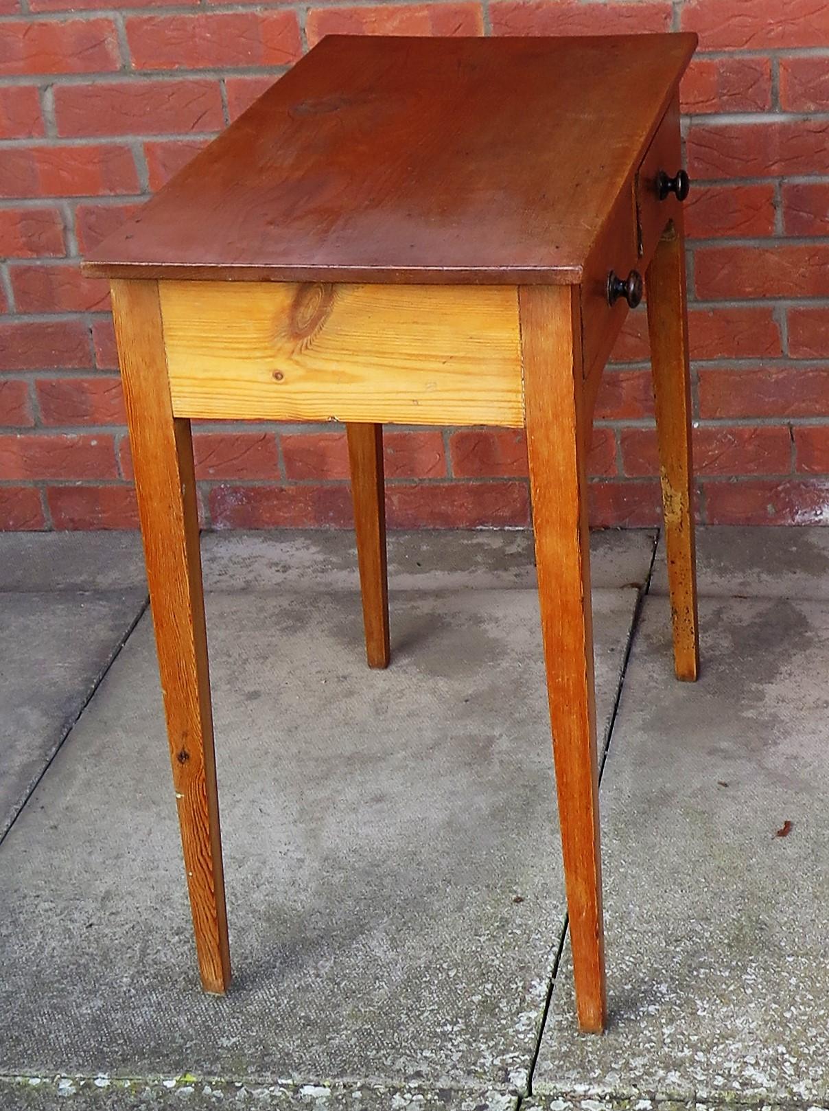 Late 18th Century George III Solid Pine Side Table 2 Drawers, circa 1790 For Sale 6