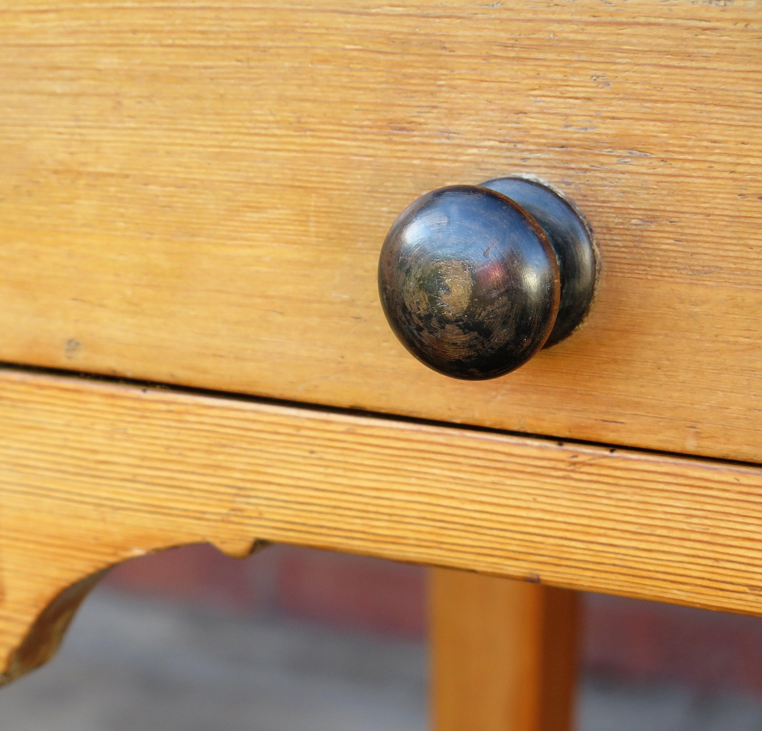 Late 18th Century George III Solid Pine Side Table 2 Drawers, circa 1790 For Sale 11