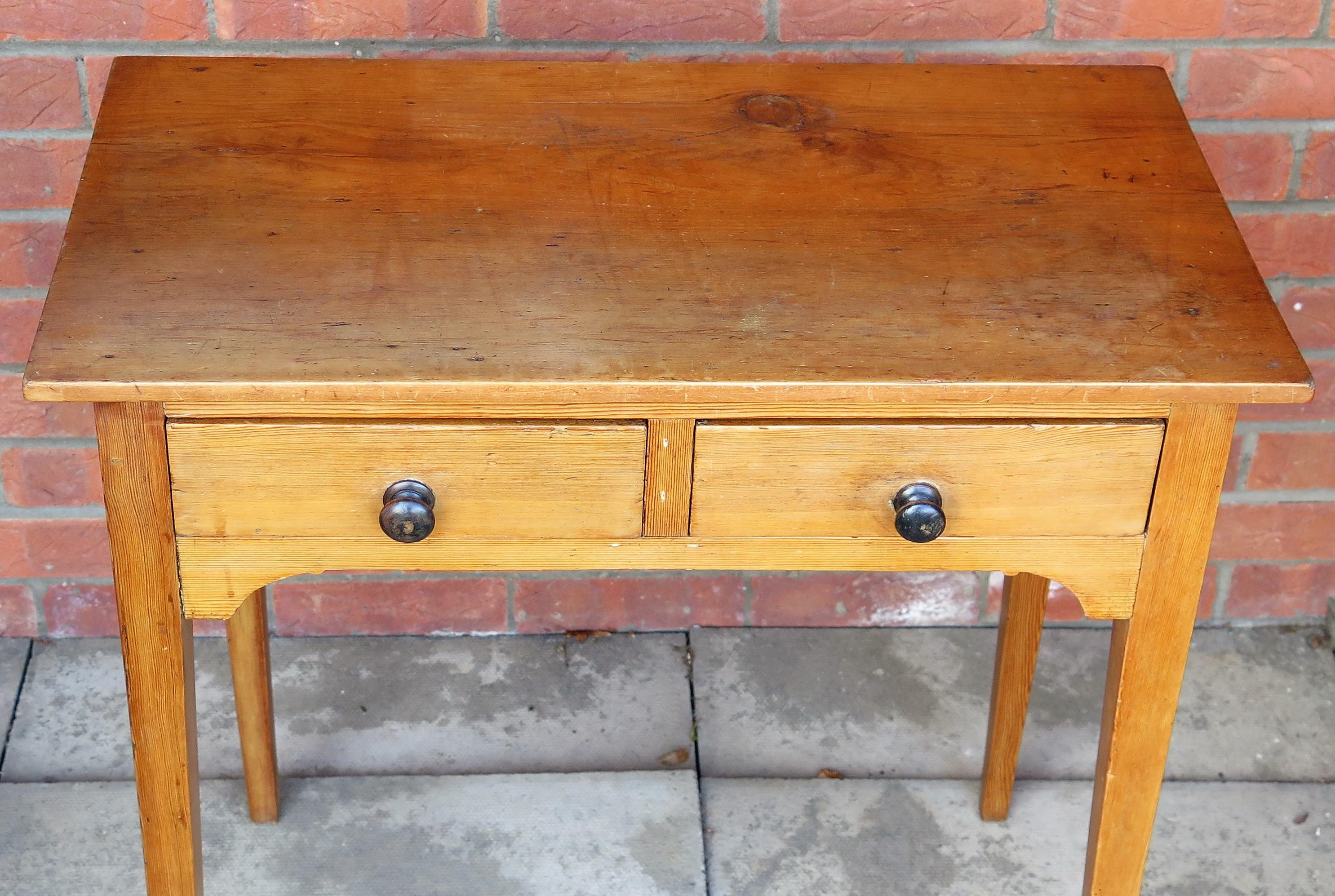 Hand-Crafted Late 18th Century George III Solid Pine Side Table 2 Drawers, circa 1790 For Sale