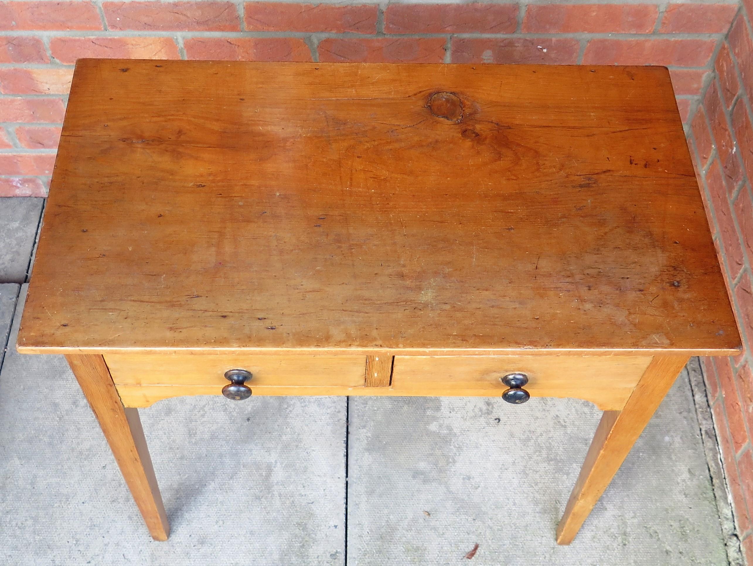 Late 18th Century George III Solid Pine Side Table 2 Drawers, circa 1790 For Sale 4