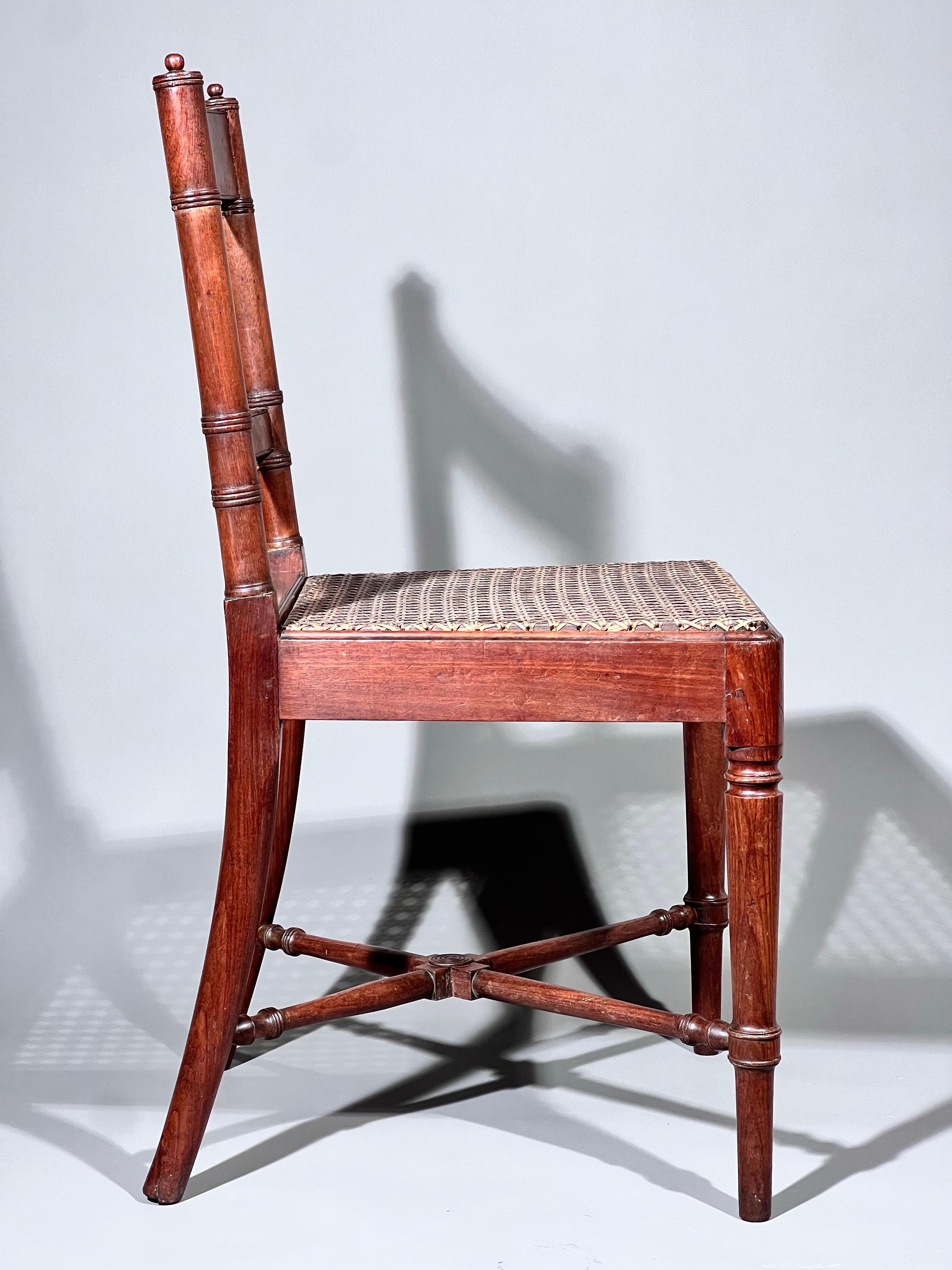 Legno Sedie da pranzo di Giorgio III della fine del XVIII secolo in vendita
