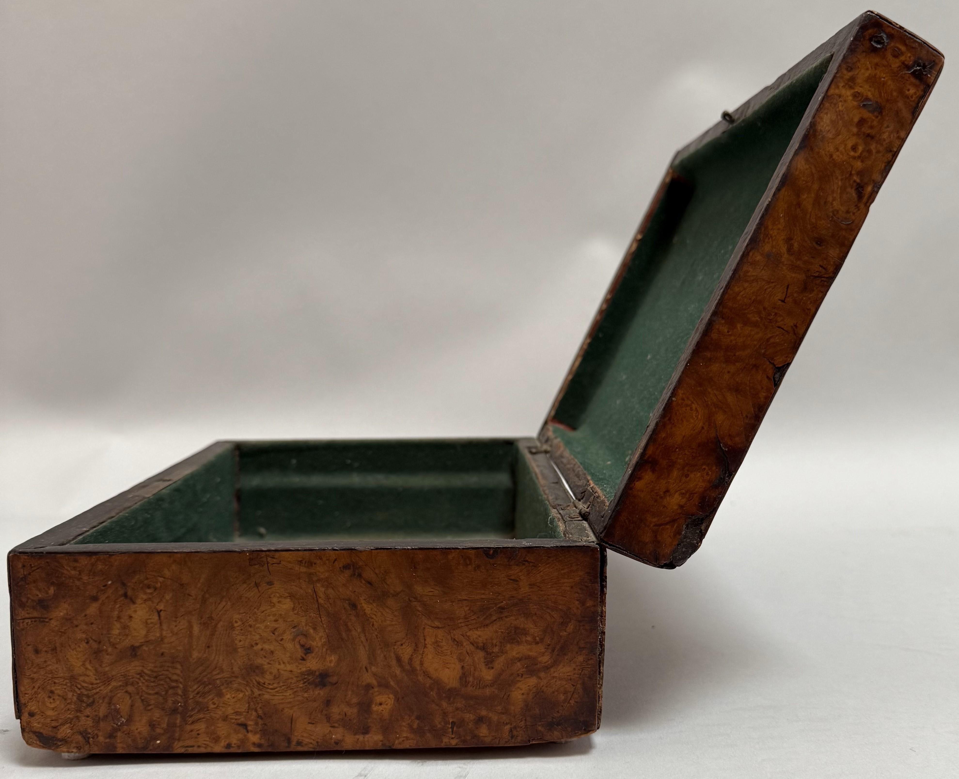 Late 18th Century George III English Box For Sale 3