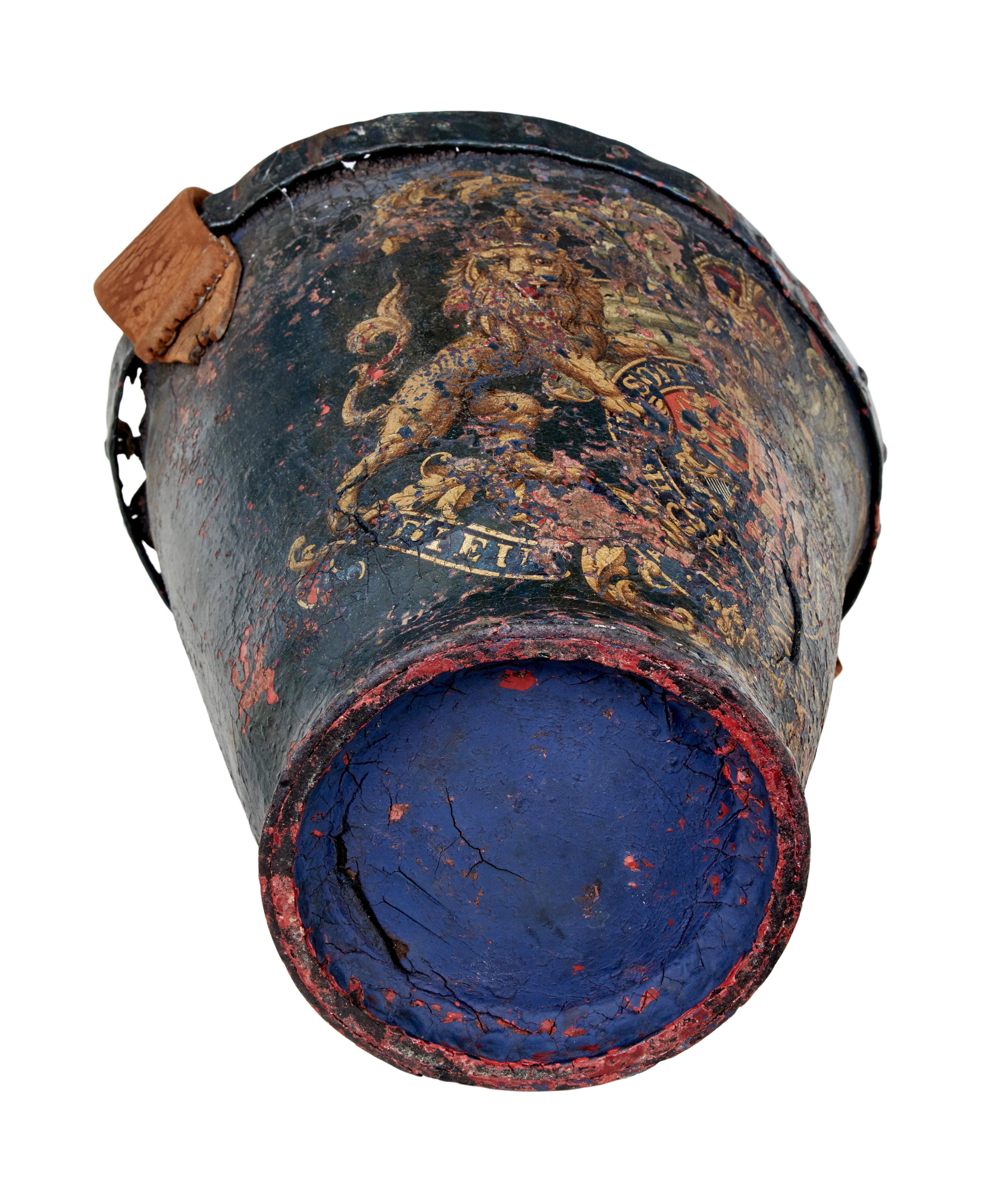 Late 18th century George III leather hand painted fire bucket In Fair Condition For Sale In Debenham, Suffolk