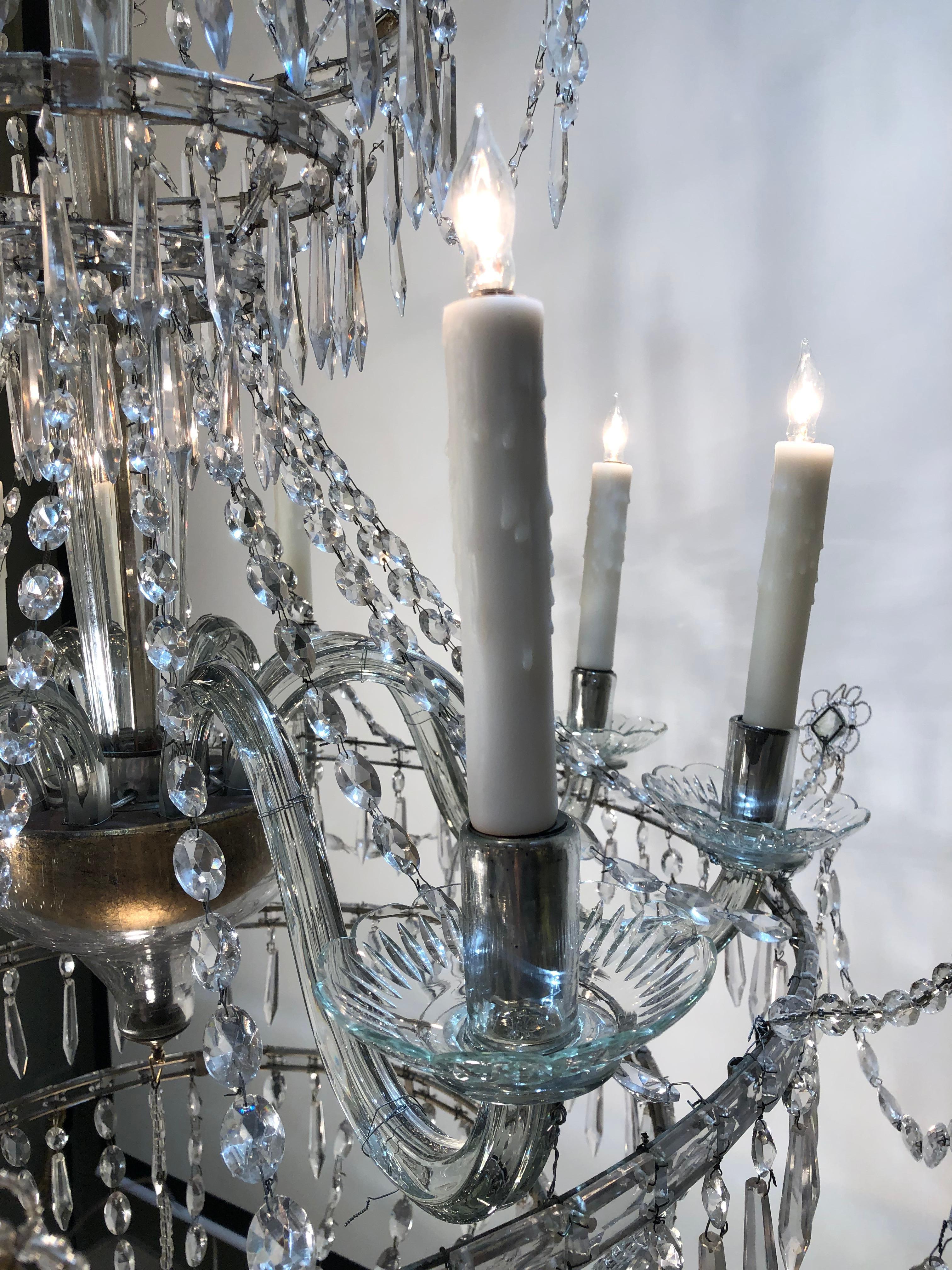 Neoclassical Late 18th Century Georgian Crystal 8-Arm Chandelier