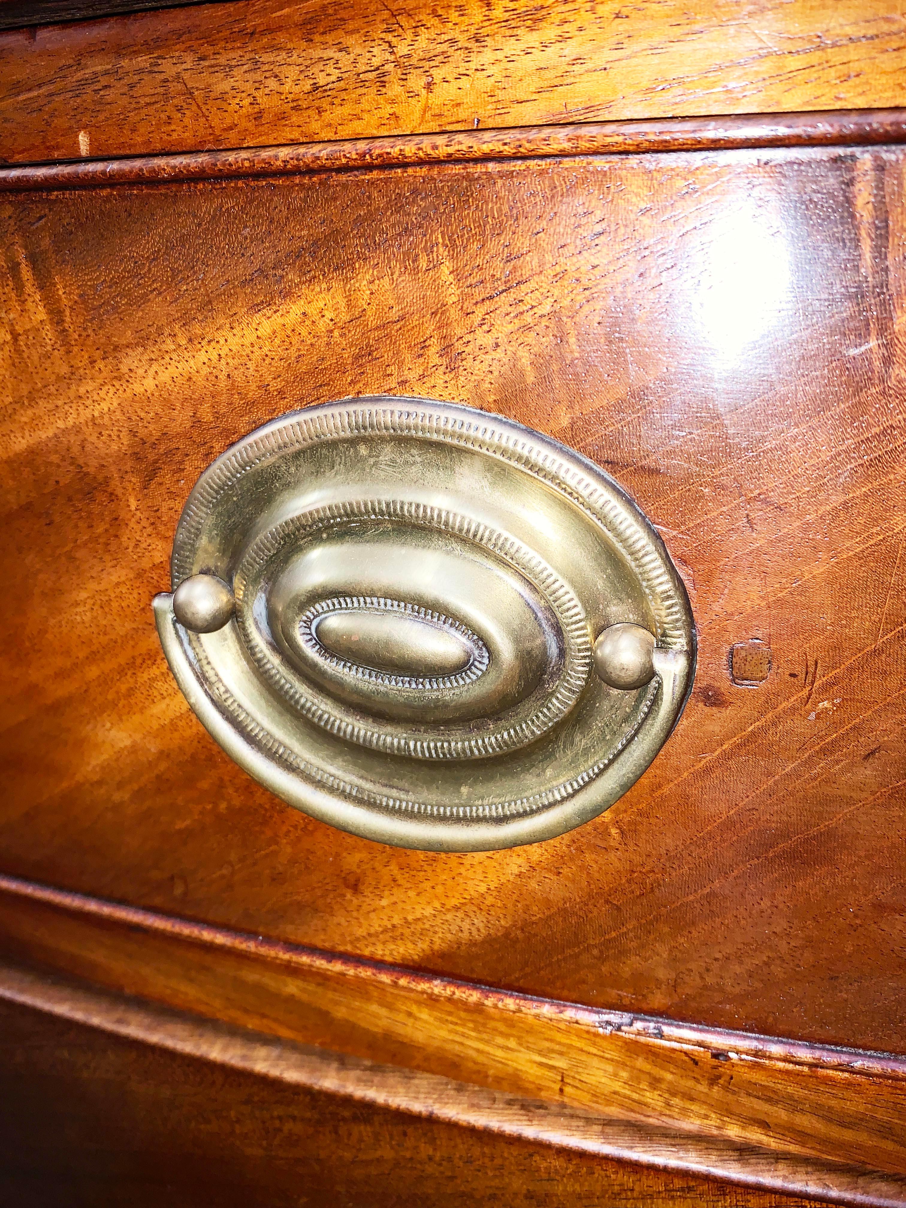 Late 18th Century Georgian Mahogany Bowfront Chest of Drawers 2