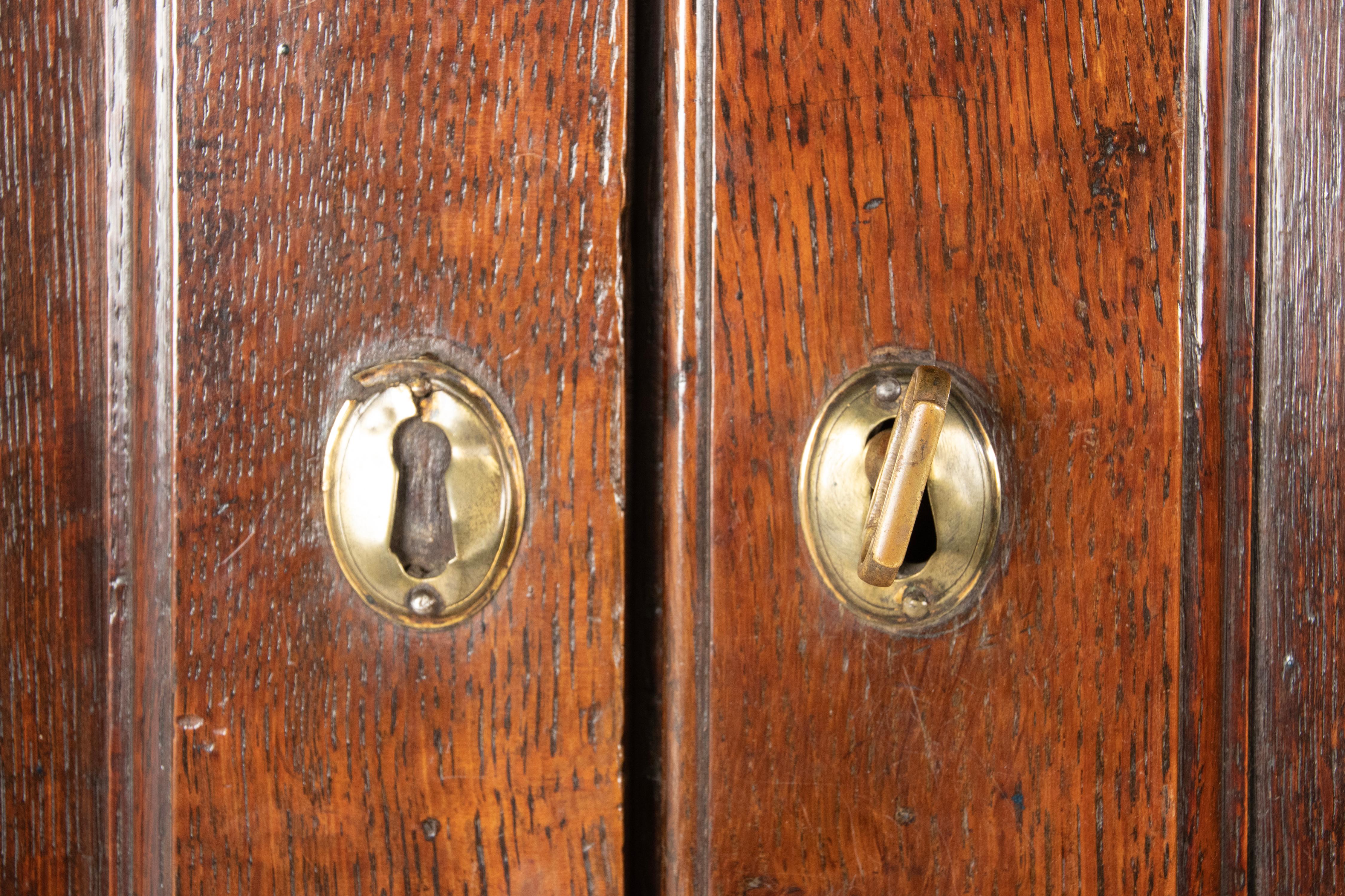 Late 18th Century Georgian Oak Cabinet / Cupboard For Sale 13