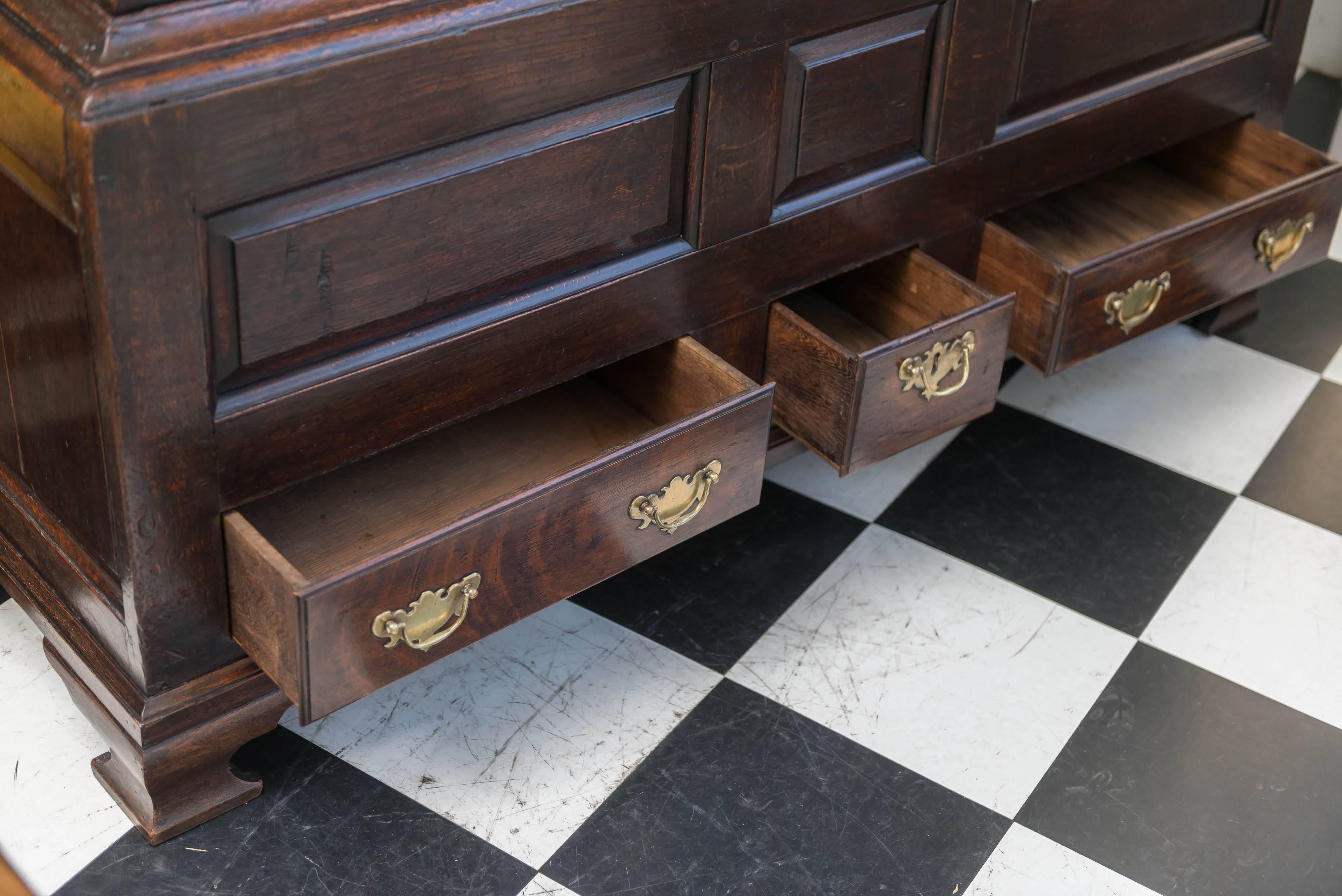 Late 18th Century Georgian Oak Livery Cabinet, circa 1780, Very Stable / Useable 2