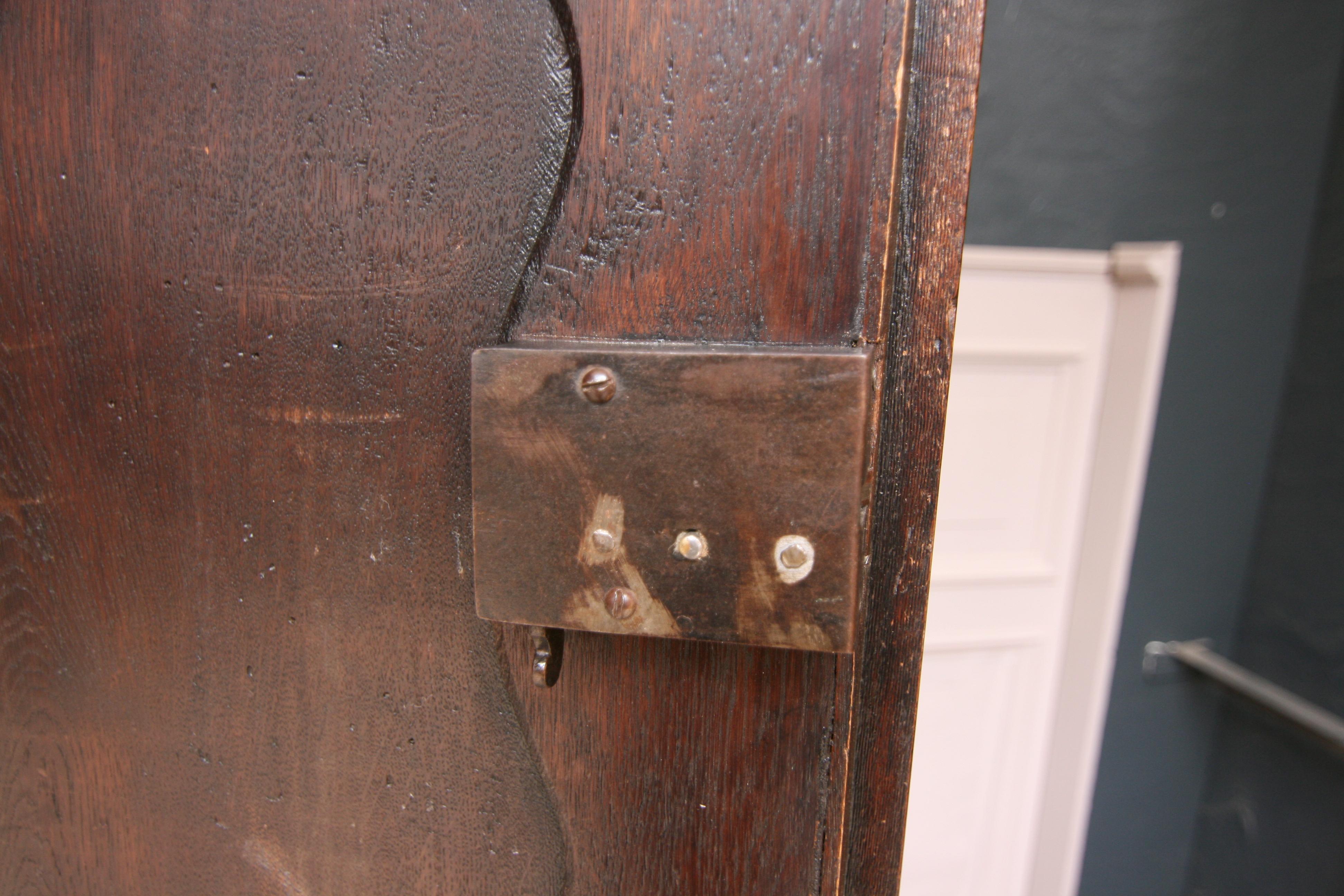 Late 18th Century German Monastery Cabinet Made of Oak For Sale 5