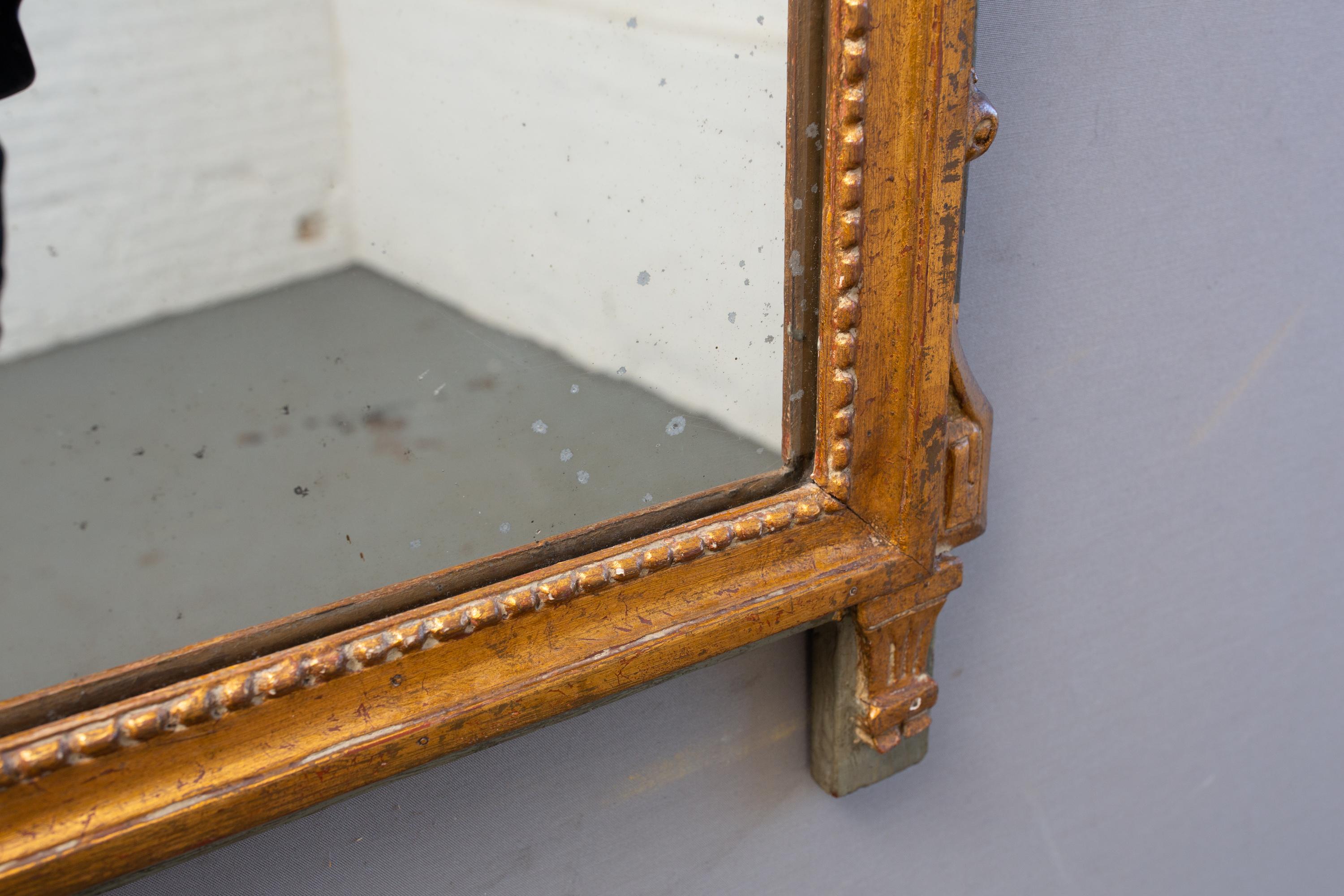 Late 18th Century Gilded French Mirror For Sale 6