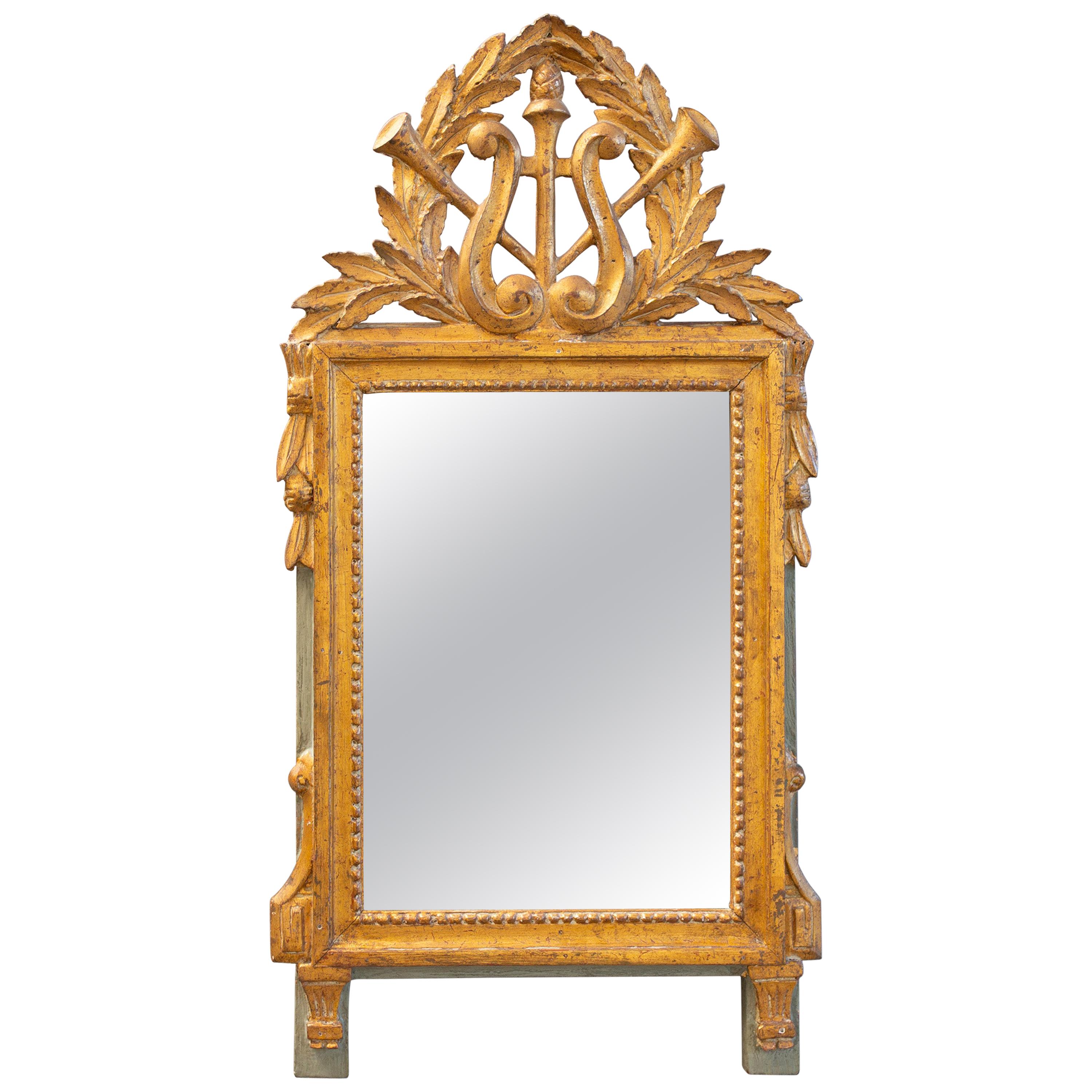 Miroir français doré de la fin du 18ème siècle