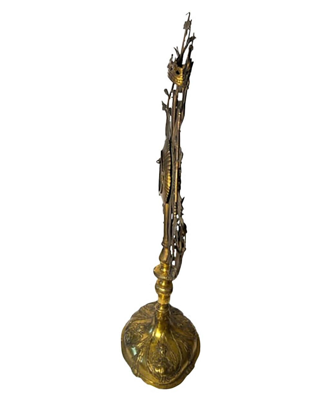 Monstrance italienne dorée de la fin du XVIIIe siècle Bon état - En vente à Dallas, TX
