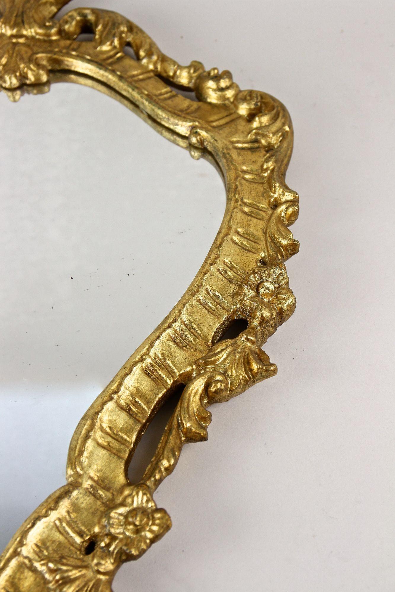 Espejo de pared barroco dorado de finales del siglo XVIII, tallado a mano - Italia ca. 1790 en venta 1