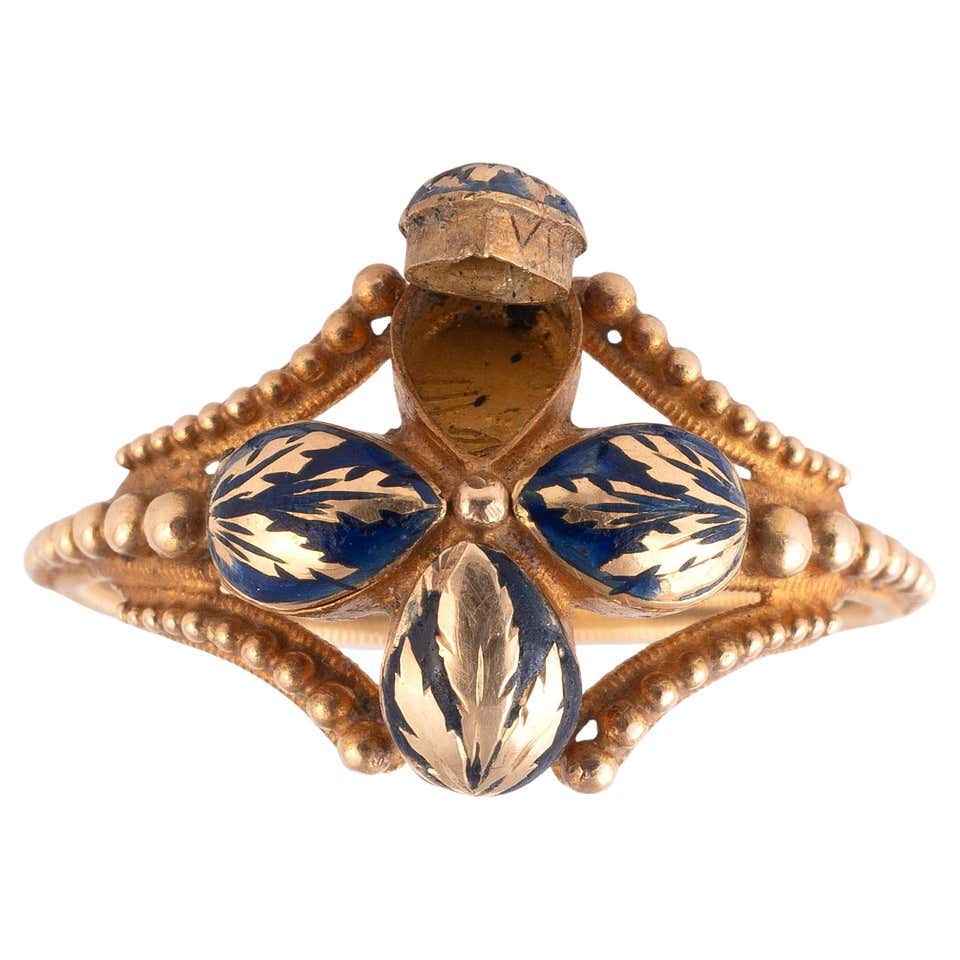 Neoclassical Engagement Rings - 19 For Sale at 1stDibs