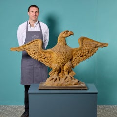 Statue d'aigle peinte en or de la fin du XVIIIe siècle