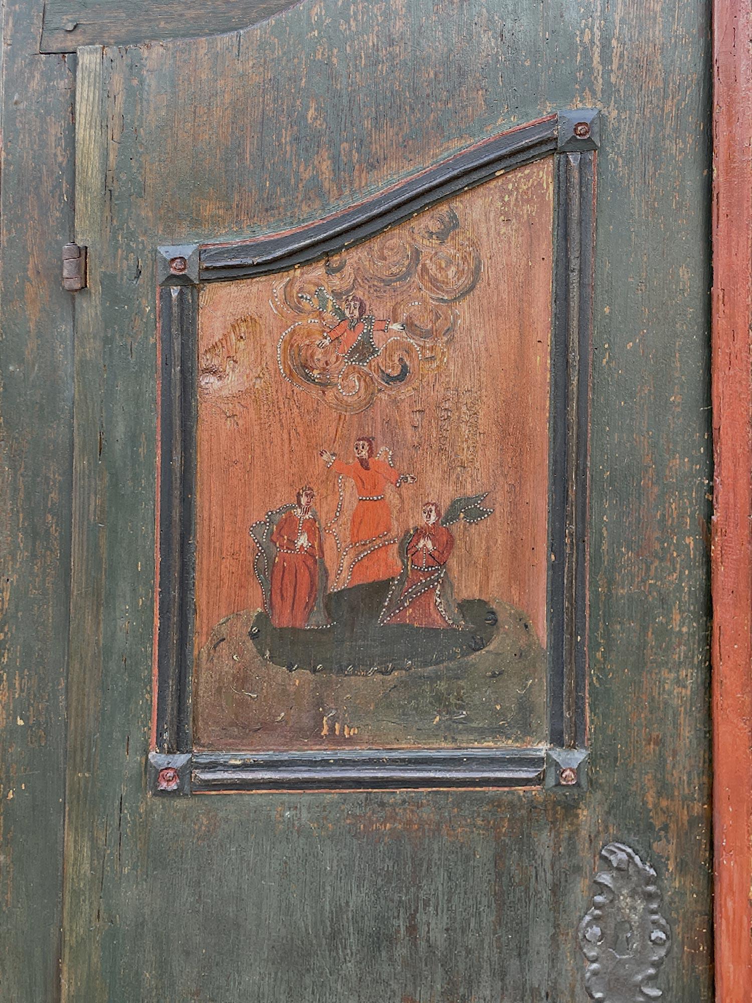Late 18th Century Green Painted Cabinet 1