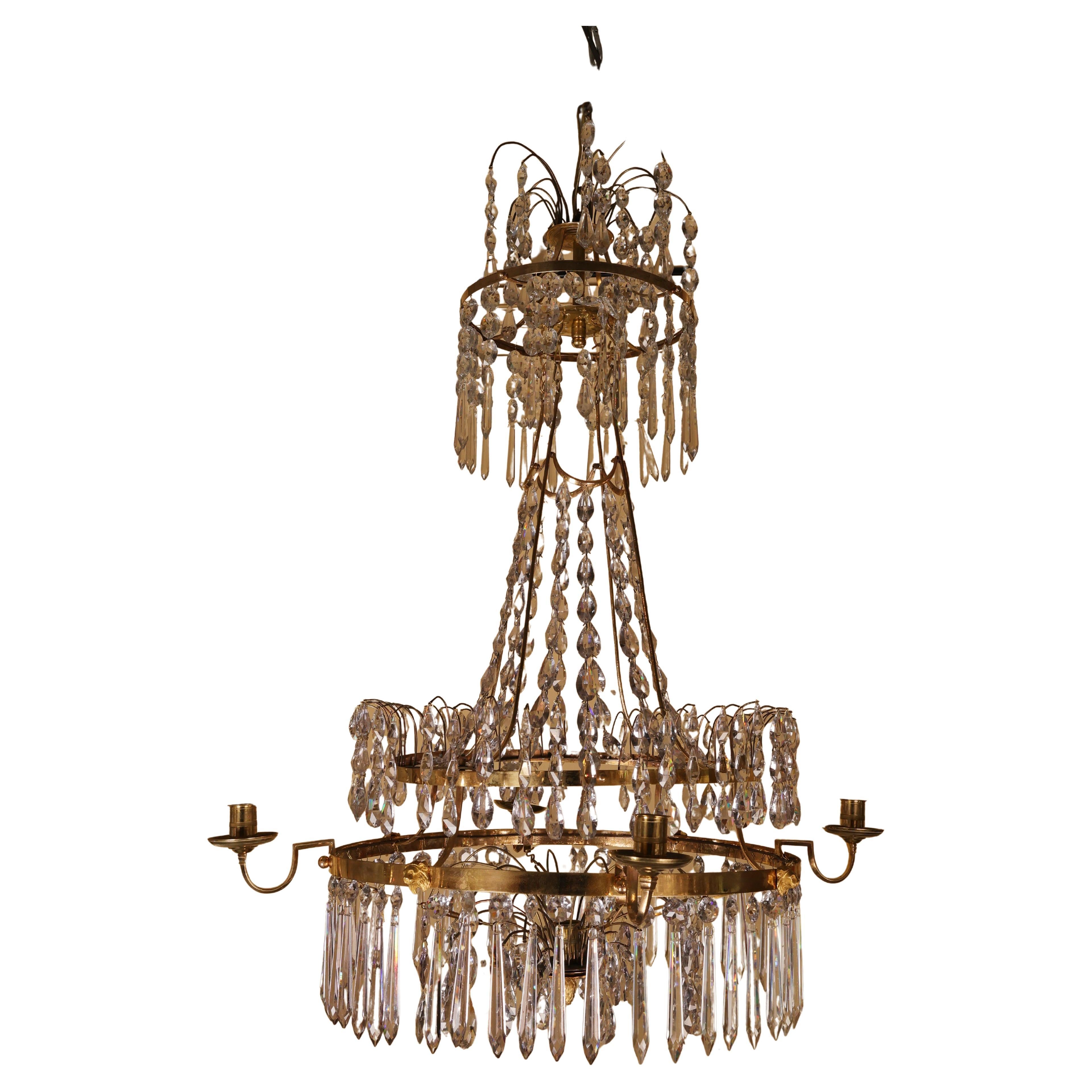 Lampadario gustaviano della fine del XVIII secolo