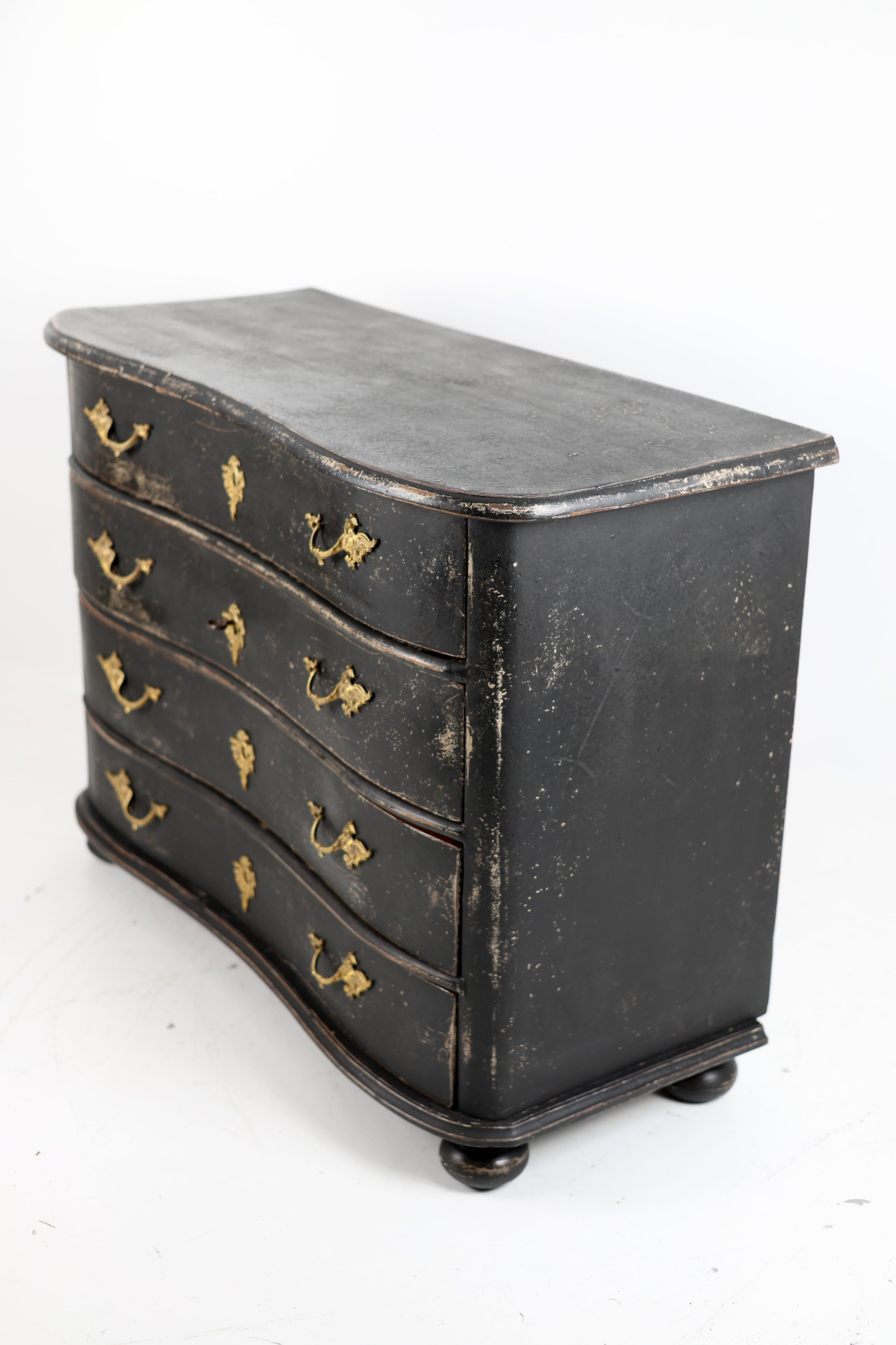 Late 18th Century Gustavian Chest of Drawers, Sweden, circa 1790 For Sale 3