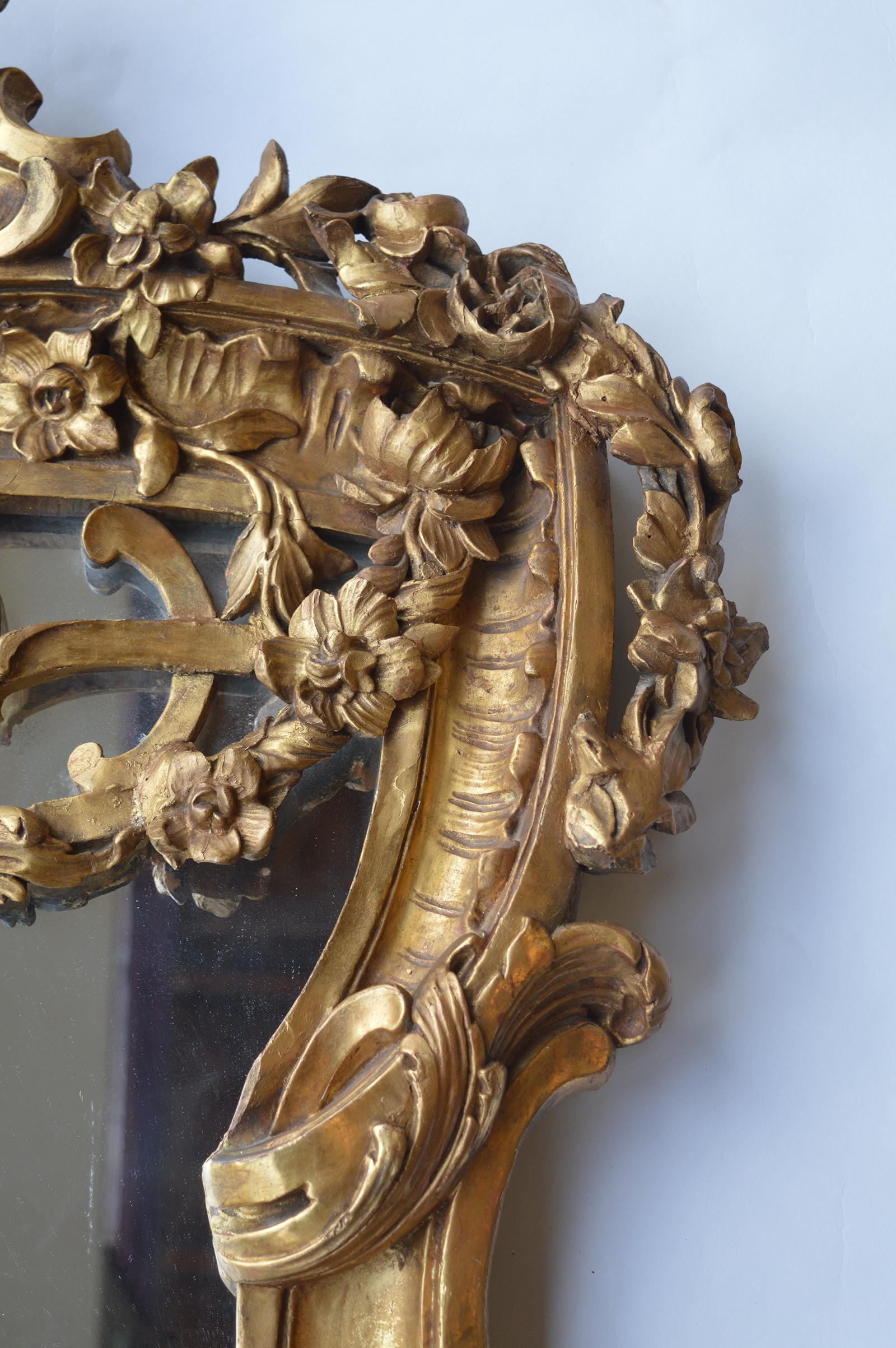 Handgeschnitzter Holzspiegel aus dem späten 18. Jahrhundert im Angebot 1