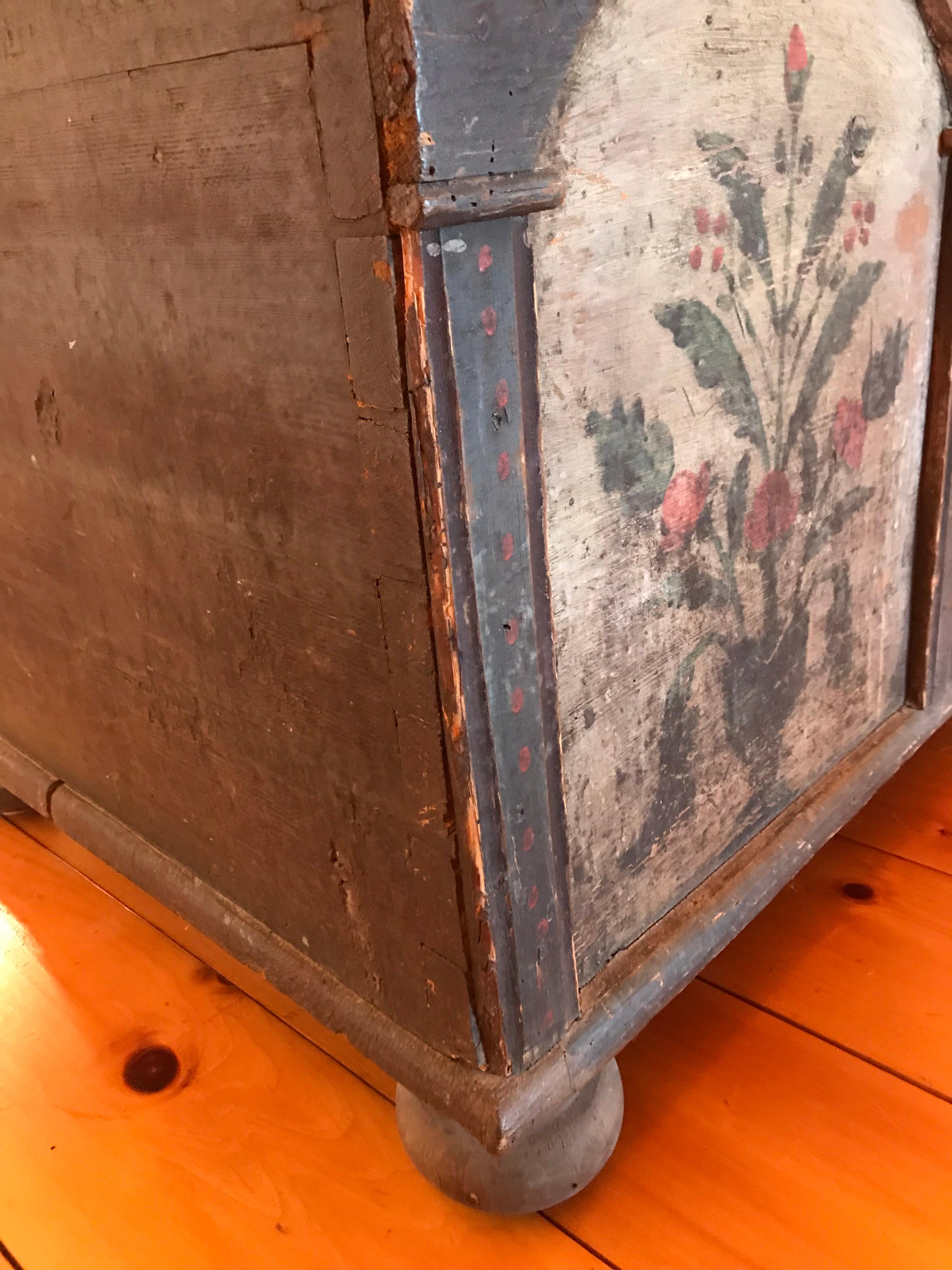 Late 18th Century Hand Painted Austrian Blanket Chest, 1790s 6