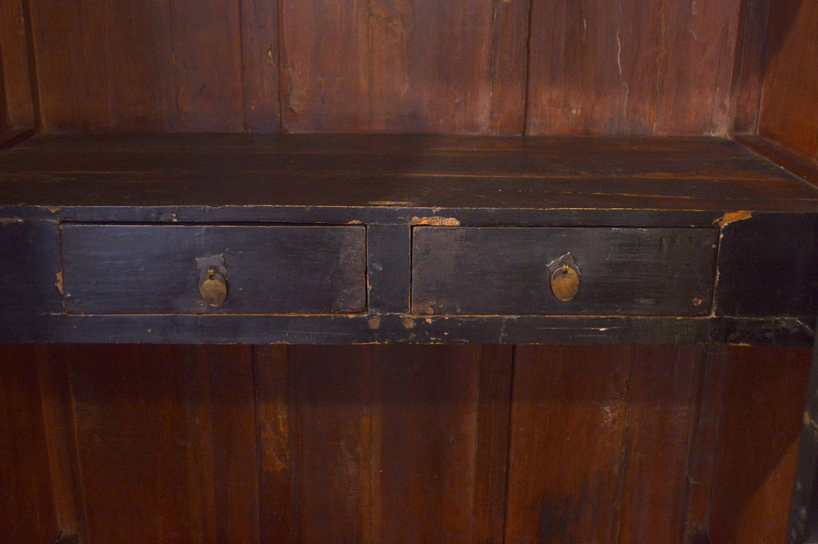 Late 18th Century Hand-Painted Cabinet Elm Wood For Sale 7