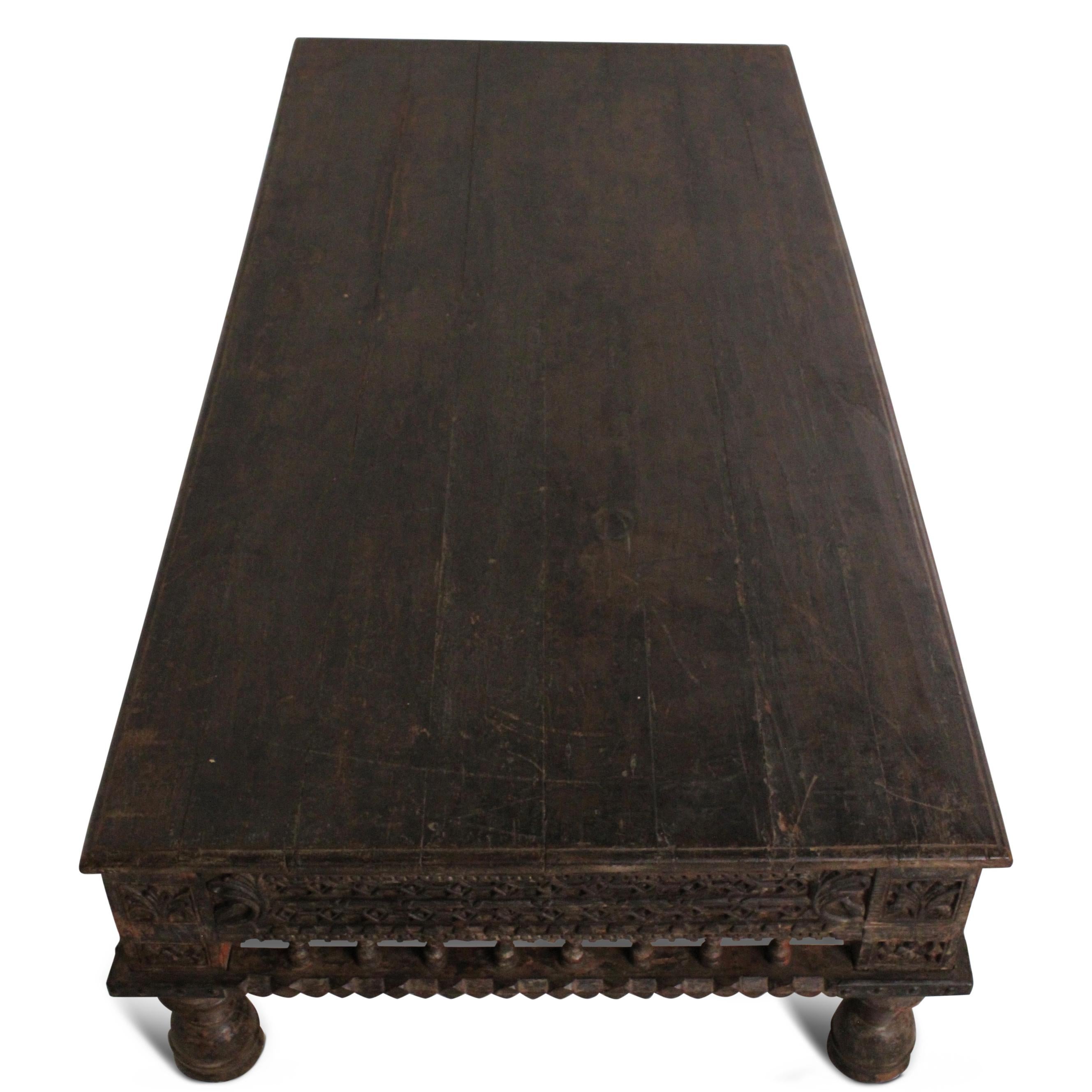 Other Late 18th Century Indian Daybed or Coffee Table