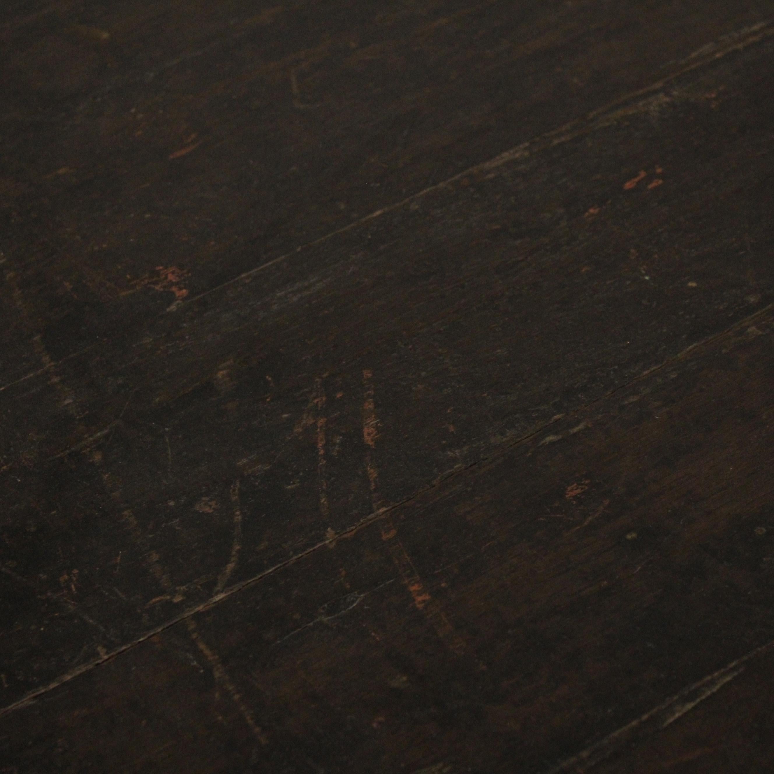 Late 18th Century Indian Daybed or Coffee Table 3