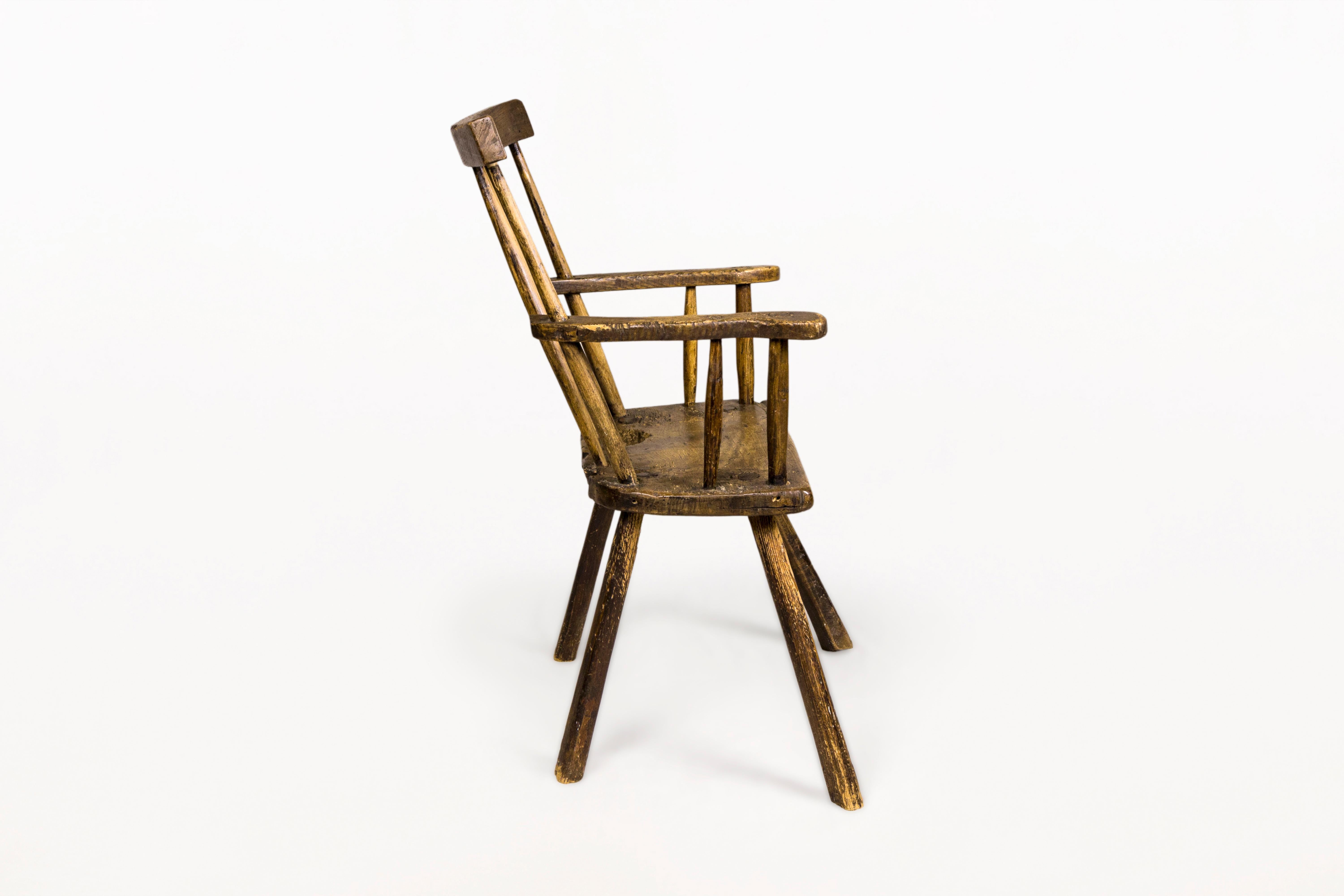 Late 18th Century Irish Folk Art Armchair, Circa 1780, Ireland In Good Condition For Sale In Girona, Spain
