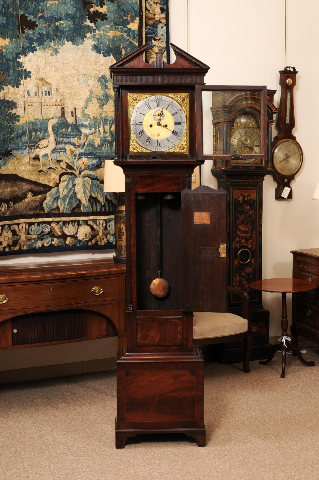 Irische Mahagoni-Gehäuseuhr, 18. Jahrhundert im Angebot 8