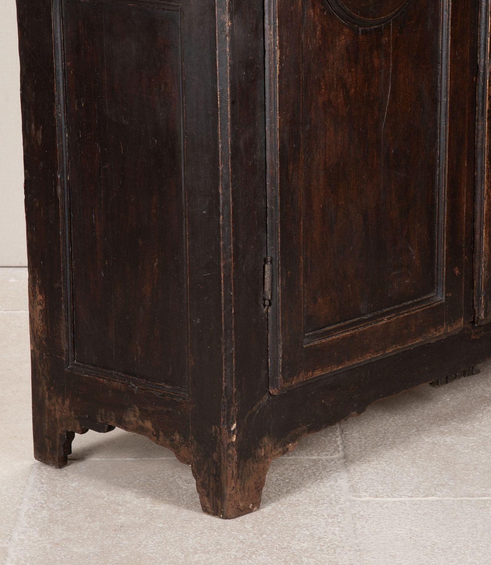 Armoire italiano della fine del XVIII secolo in vendita 8