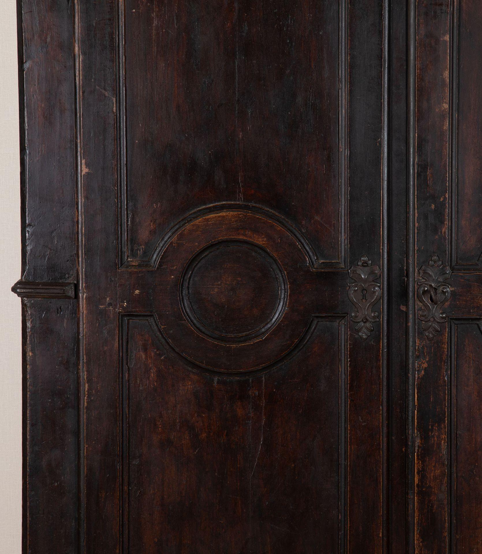 Armoire italiano della fine del XVIII secolo in vendita 1