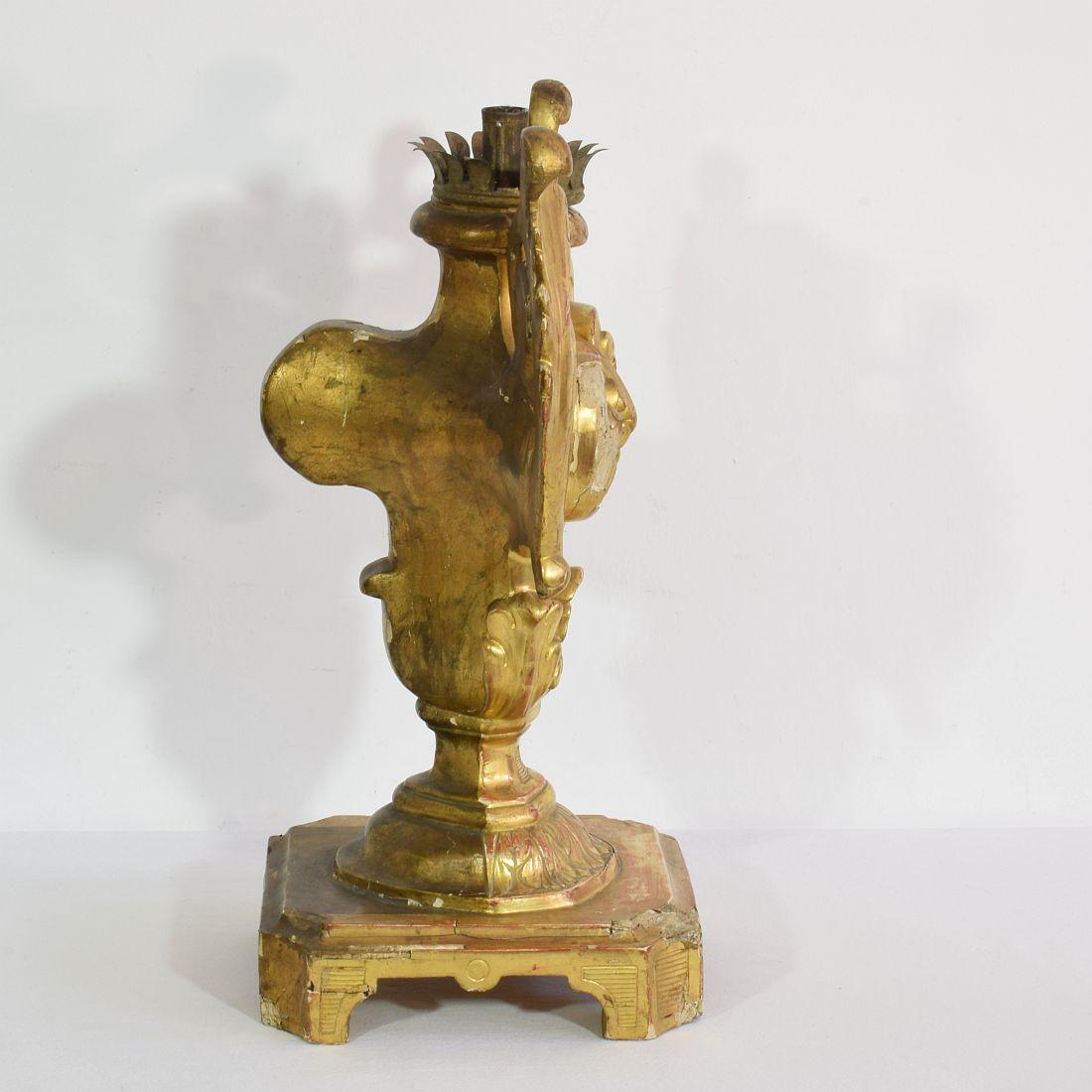 Late 18th Century Italian Carved Giltwood Baroque Candleholder 1