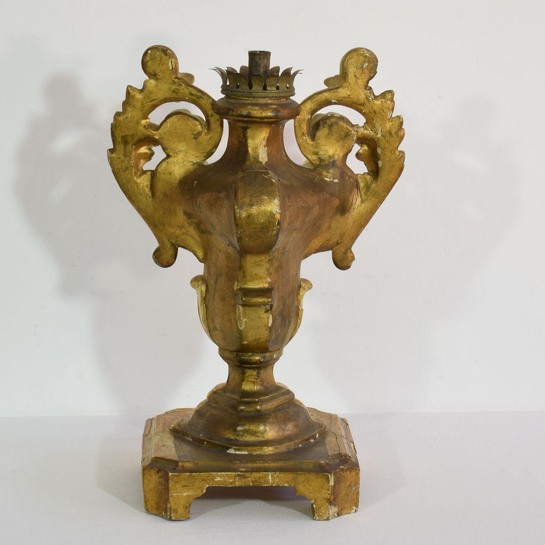 Late 18th Century Italian Carved Giltwood Baroque Candleholder 2