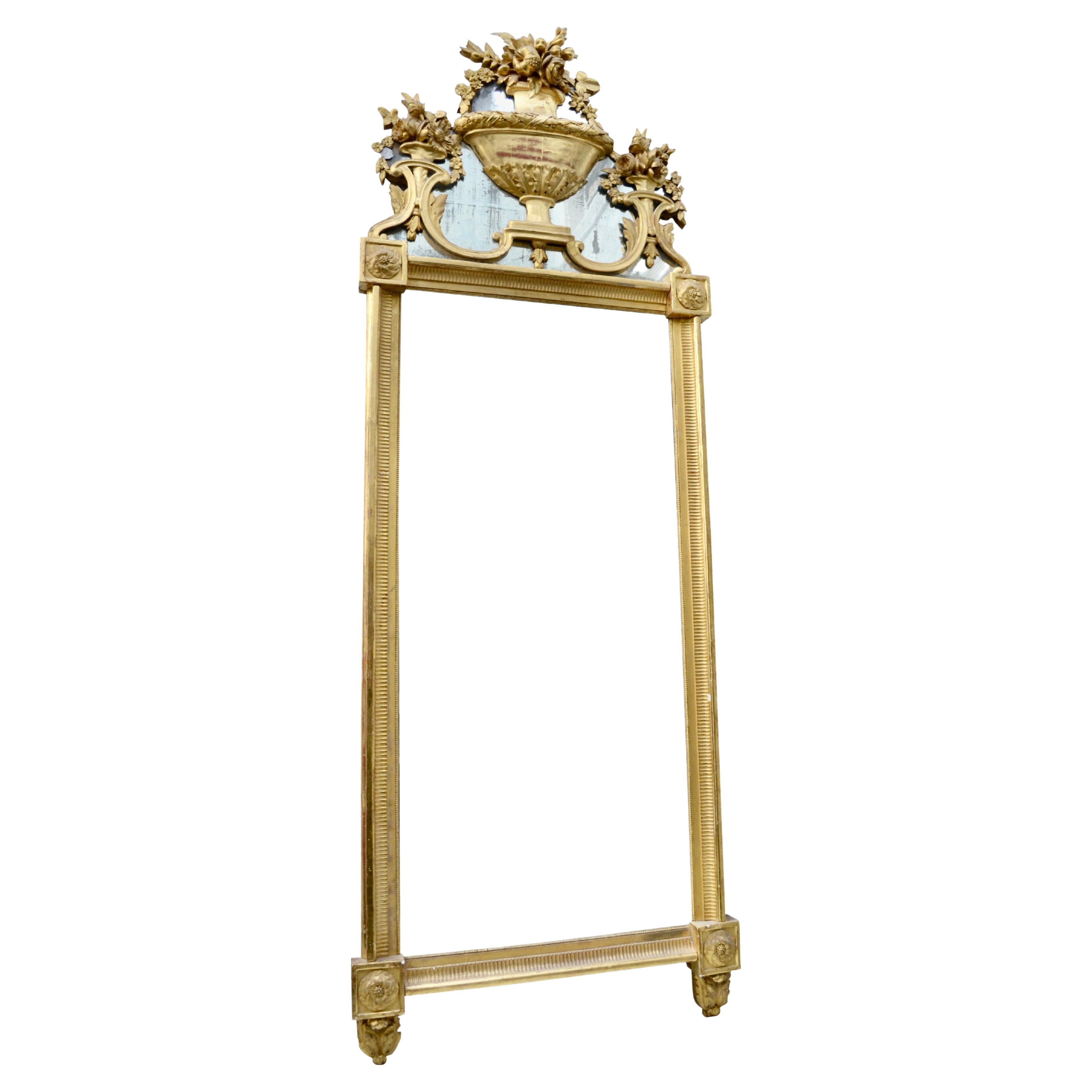 Neoclassical Late 18th Century Italian Giltwood Mirror and Demilune Console For Sale
