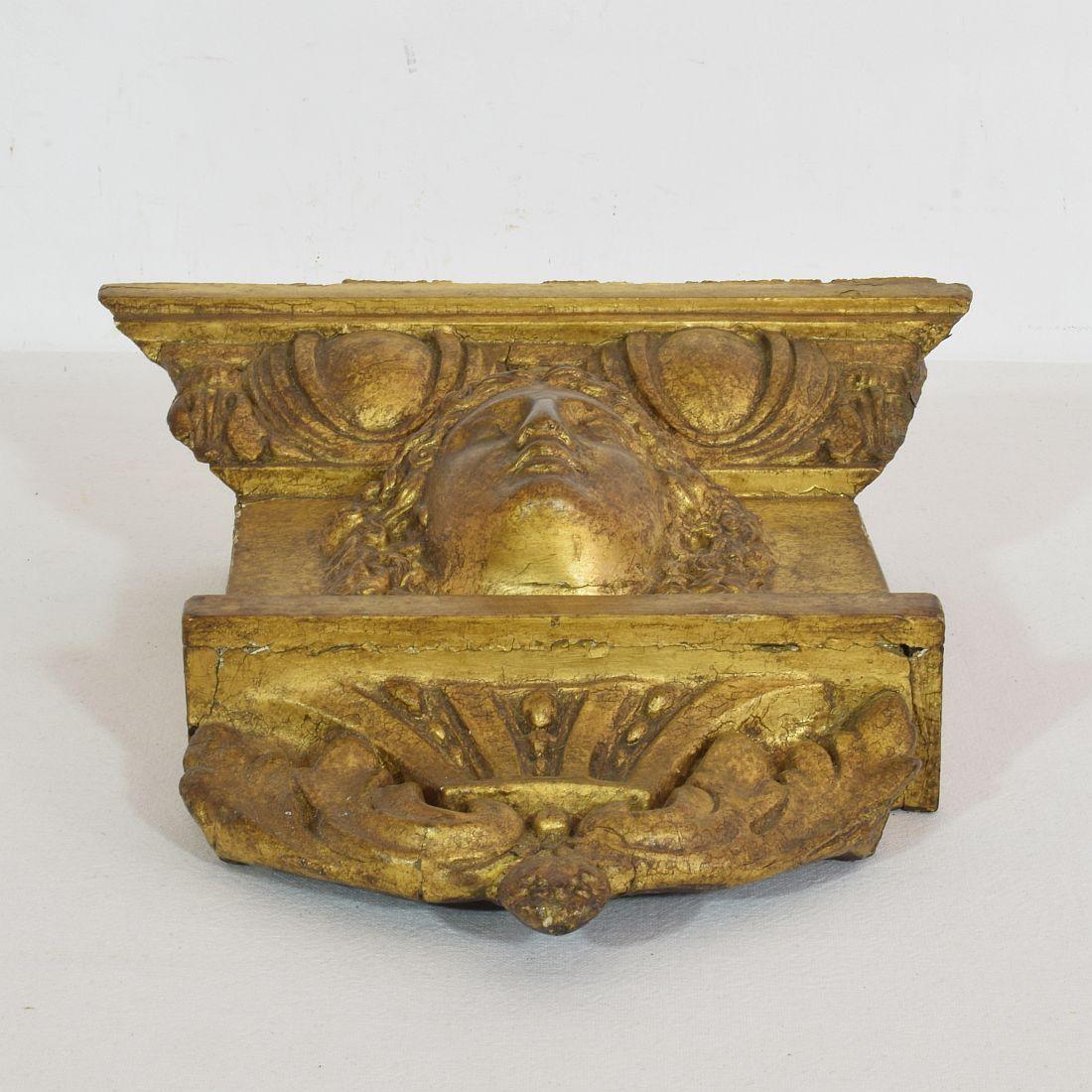Late 18th Century Italian Giltwood Neoclassical Ornament with Head 5