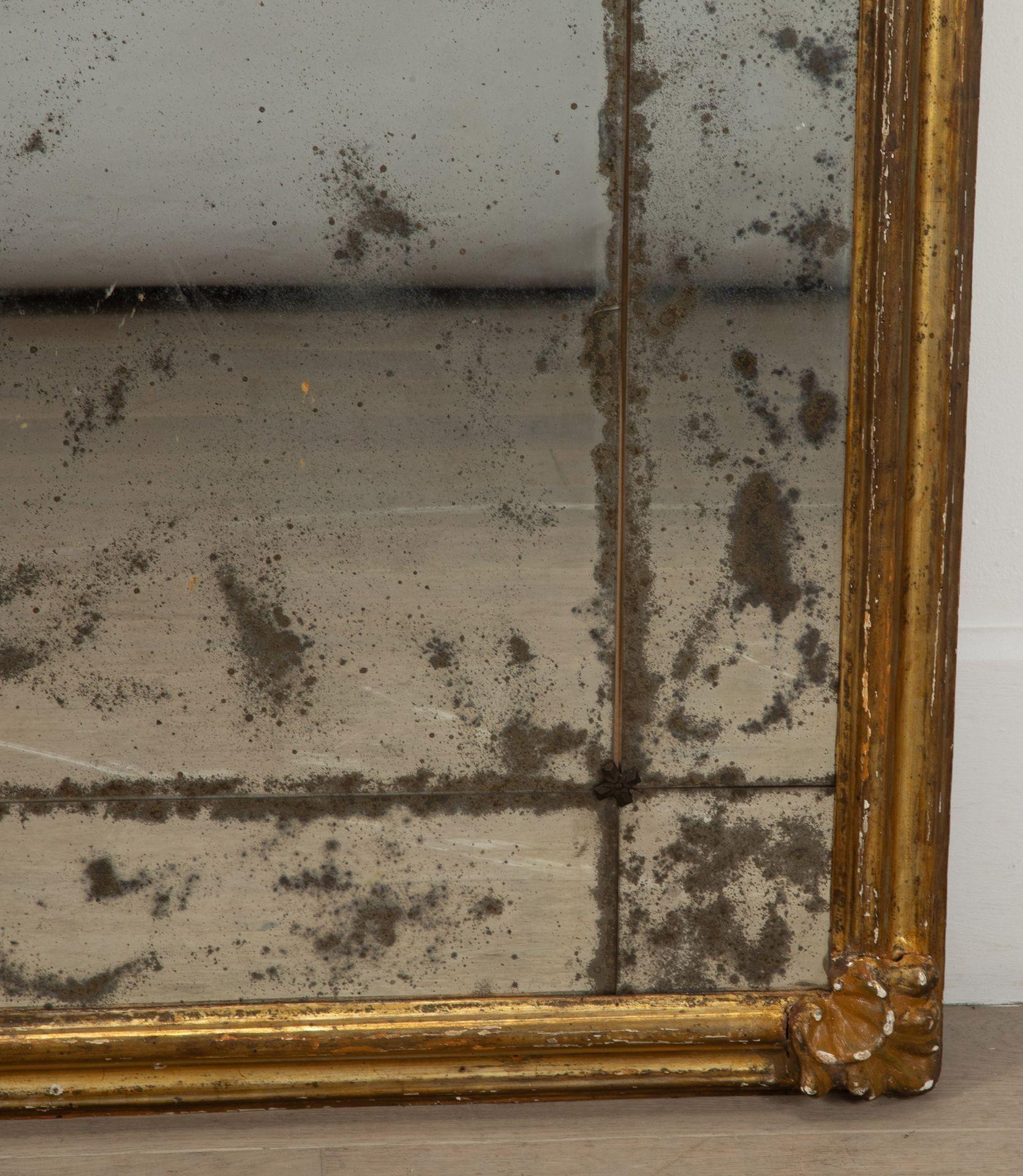 Late 18th Century Italian Giltwood Segmented Mirror In Good Condition In Gloucestershire, GB