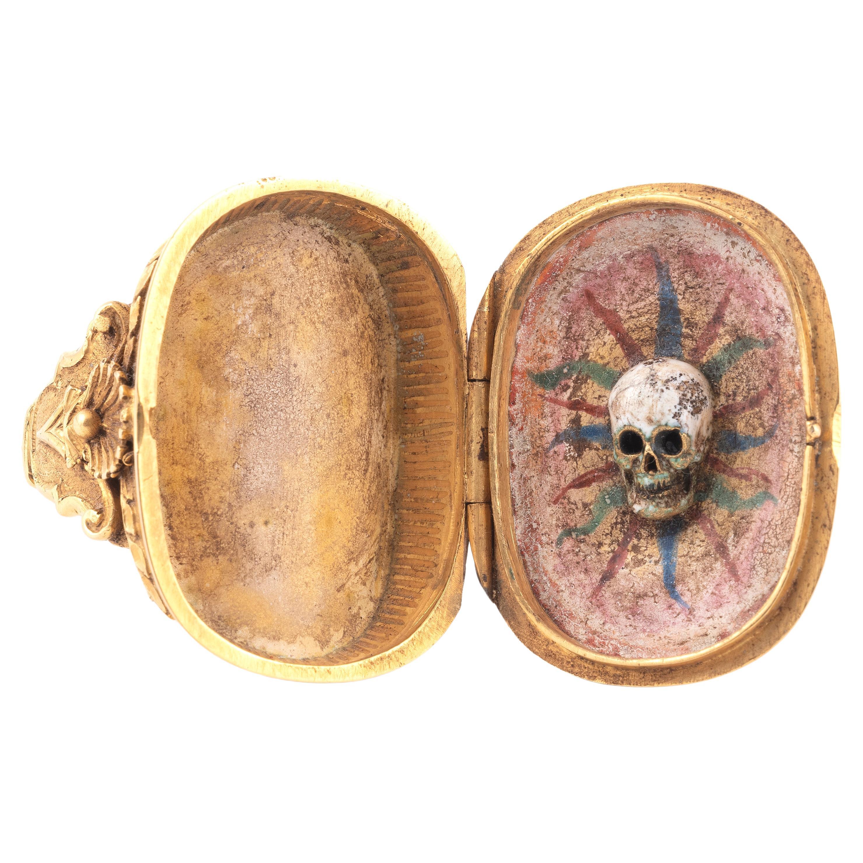 Women's or Men's Late 18th Century Italian Gold Poison Ring