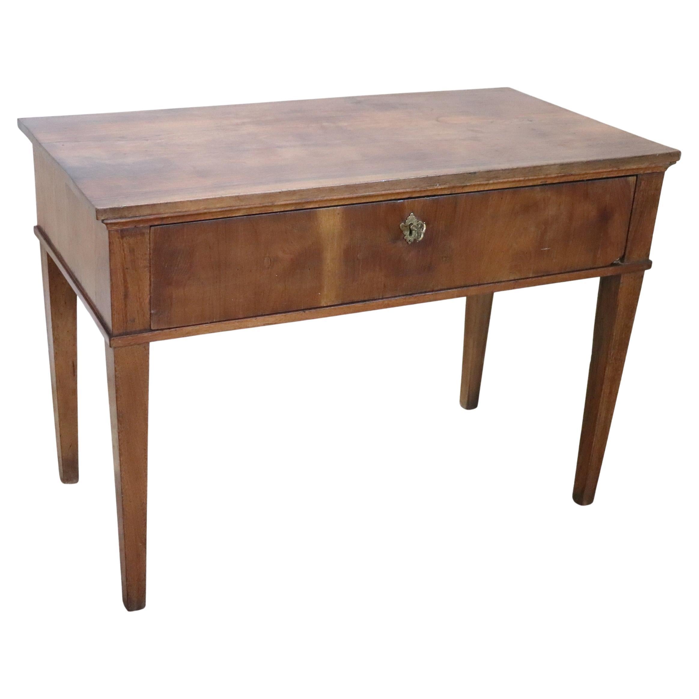 Late 18th Century Italian Louis XVI Antique Desk in Walnut