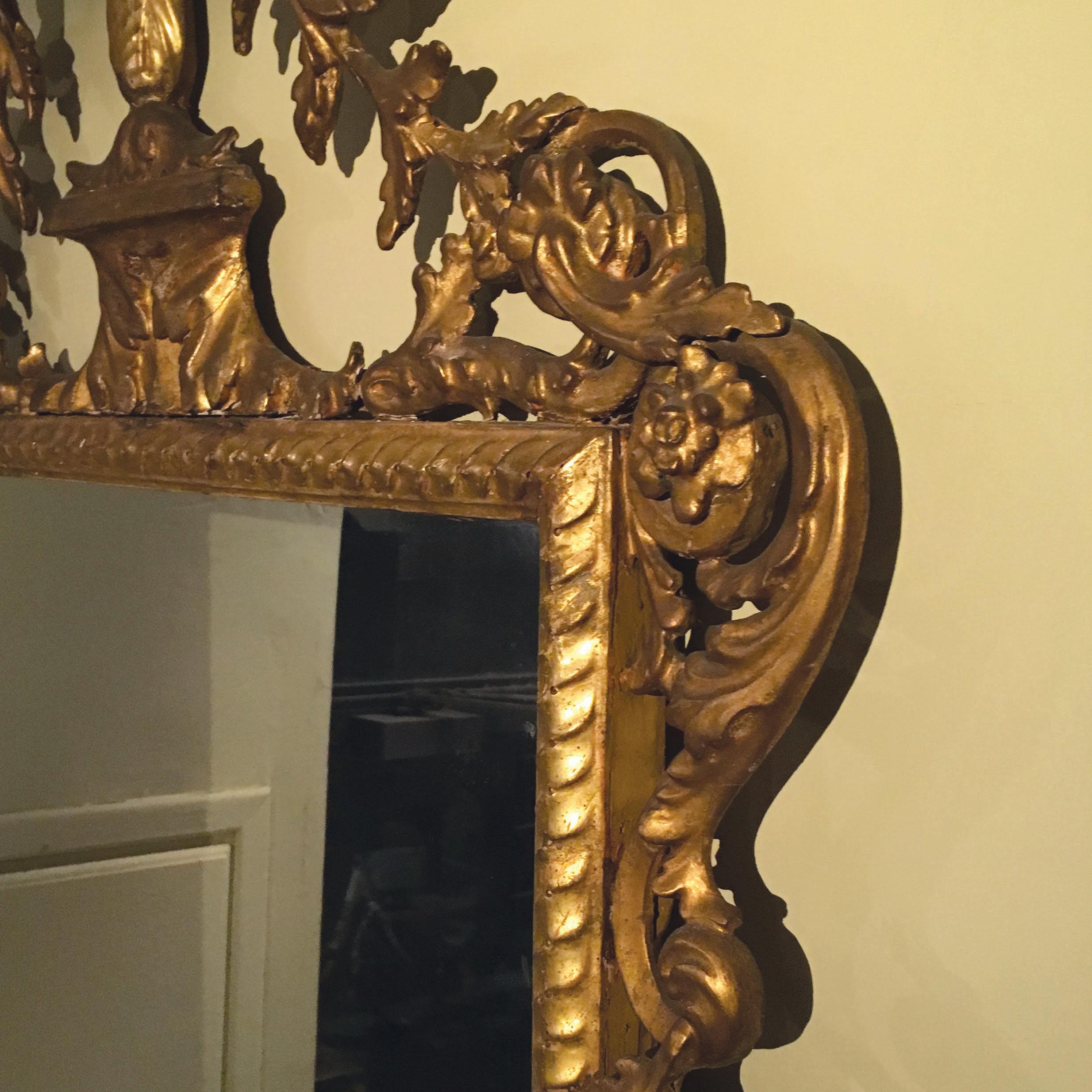 Late 18th Century, Italian Louis XVI Giltwood Mirror 1