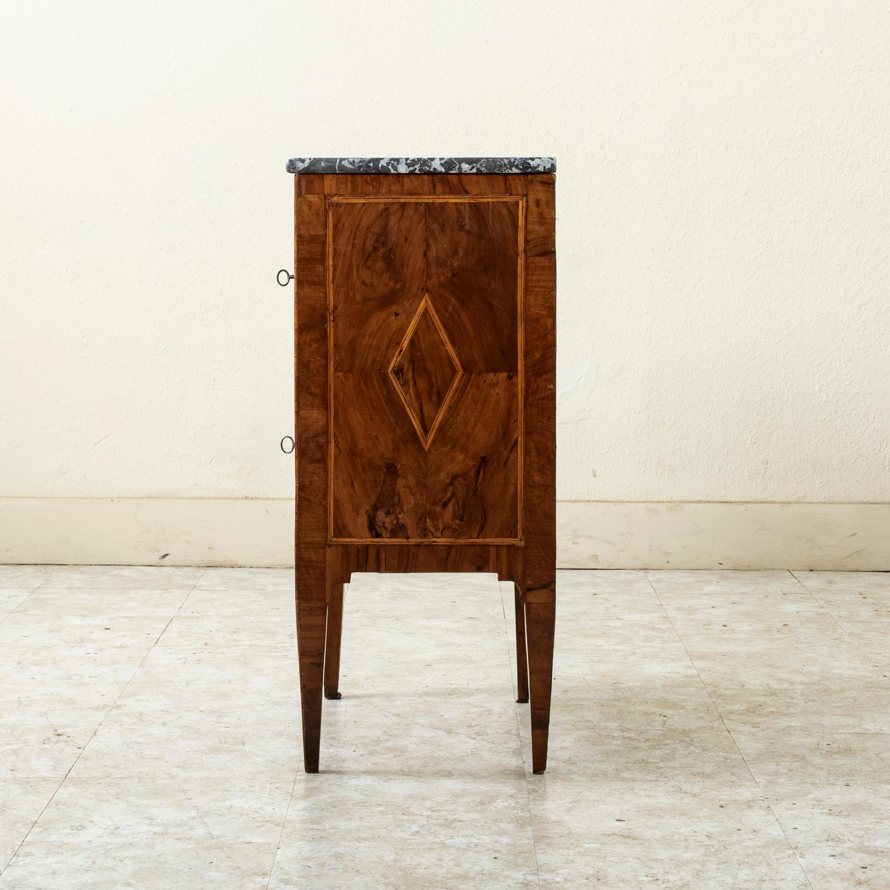 Late 18th Century Italian Marquetry Walnut Chest or Nightstand, Marble Top (Französisch) im Angebot