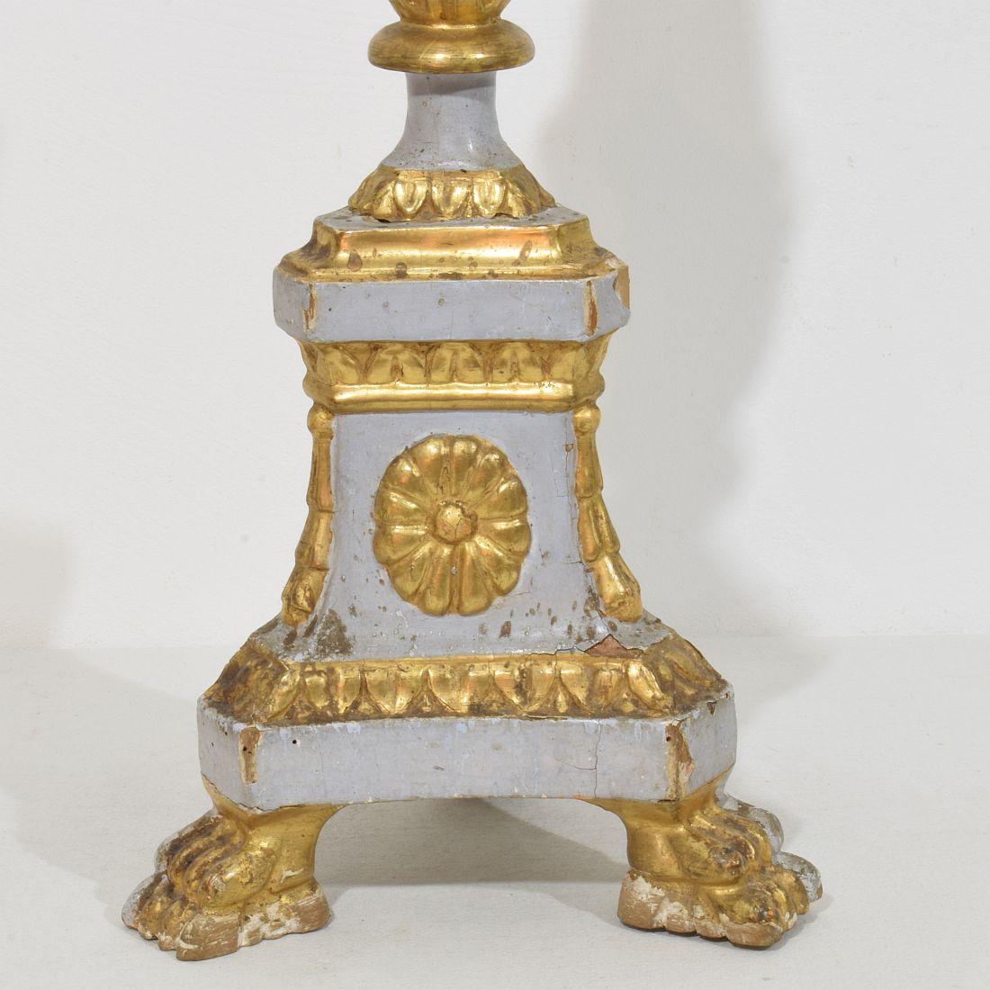 Late 18th Century Italian Neoclassical Carved Wooden Candleholder For Sale 5