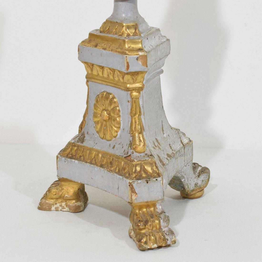 Late 18th Century Italian Neoclassical Carved Wooden Candleholder For Sale 6