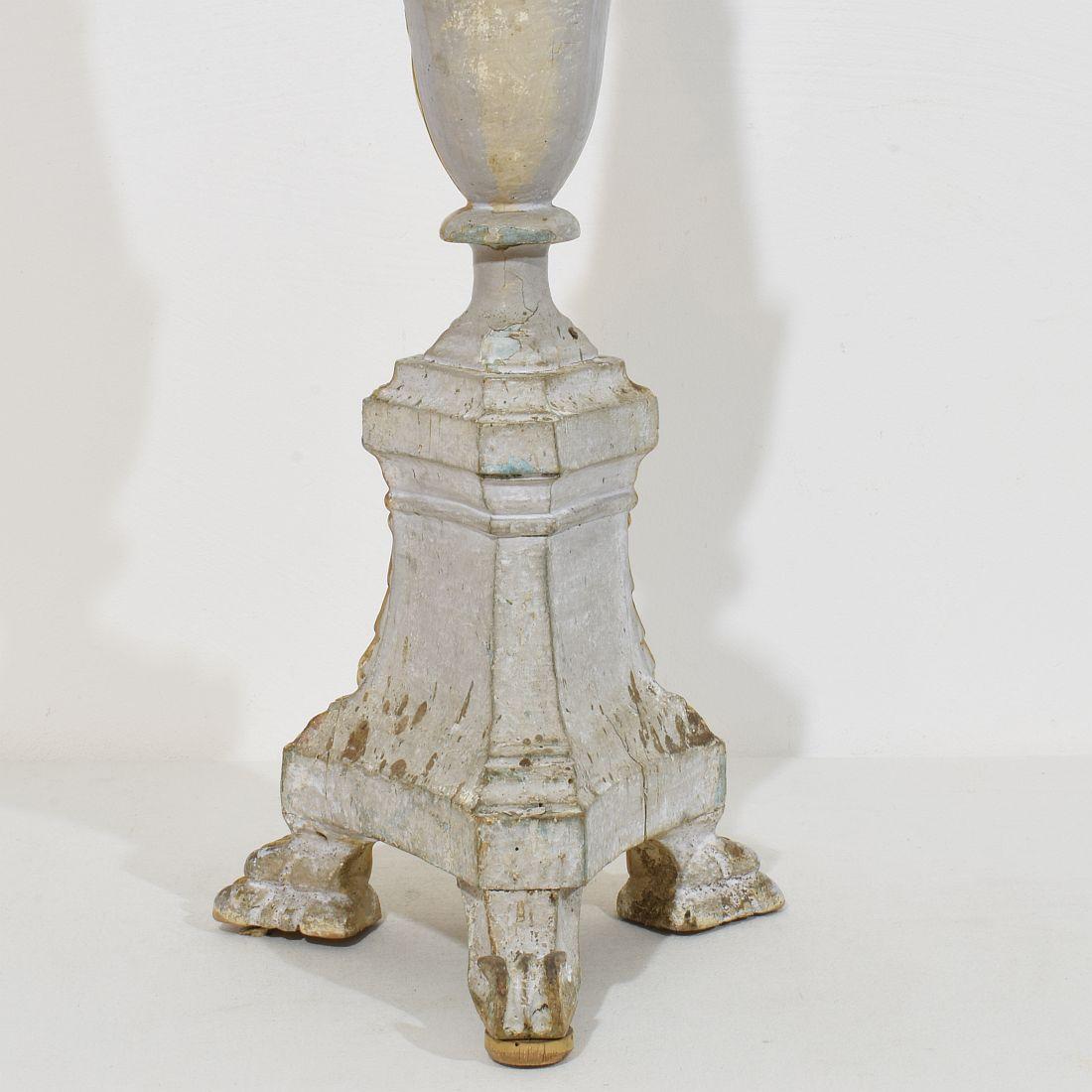 Late 18th Century Italian Neoclassical Carved Wooden Candleholder For Sale 9