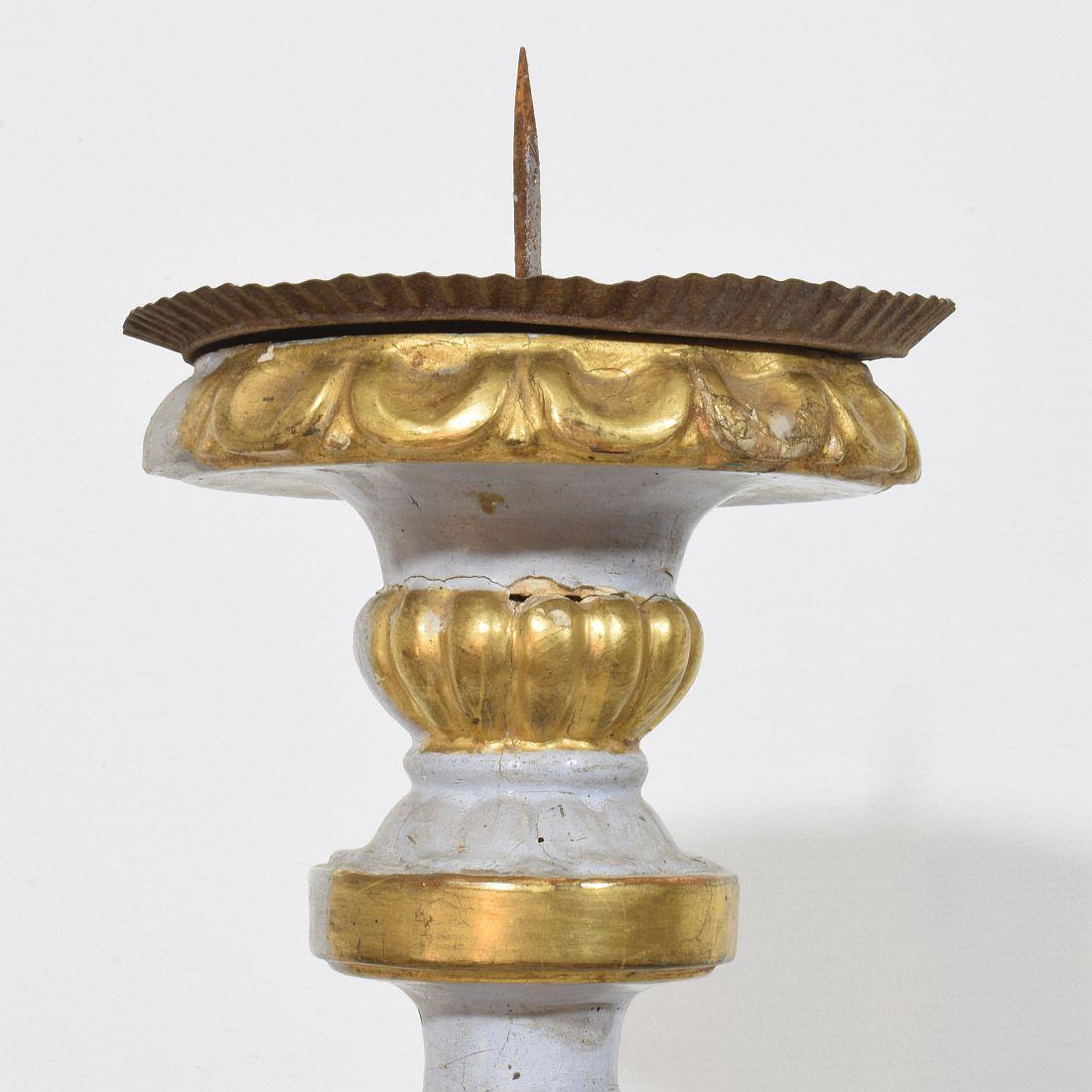 Late 18th Century Italian Neoclassical Carved Wooden Candleholder For Sale 10