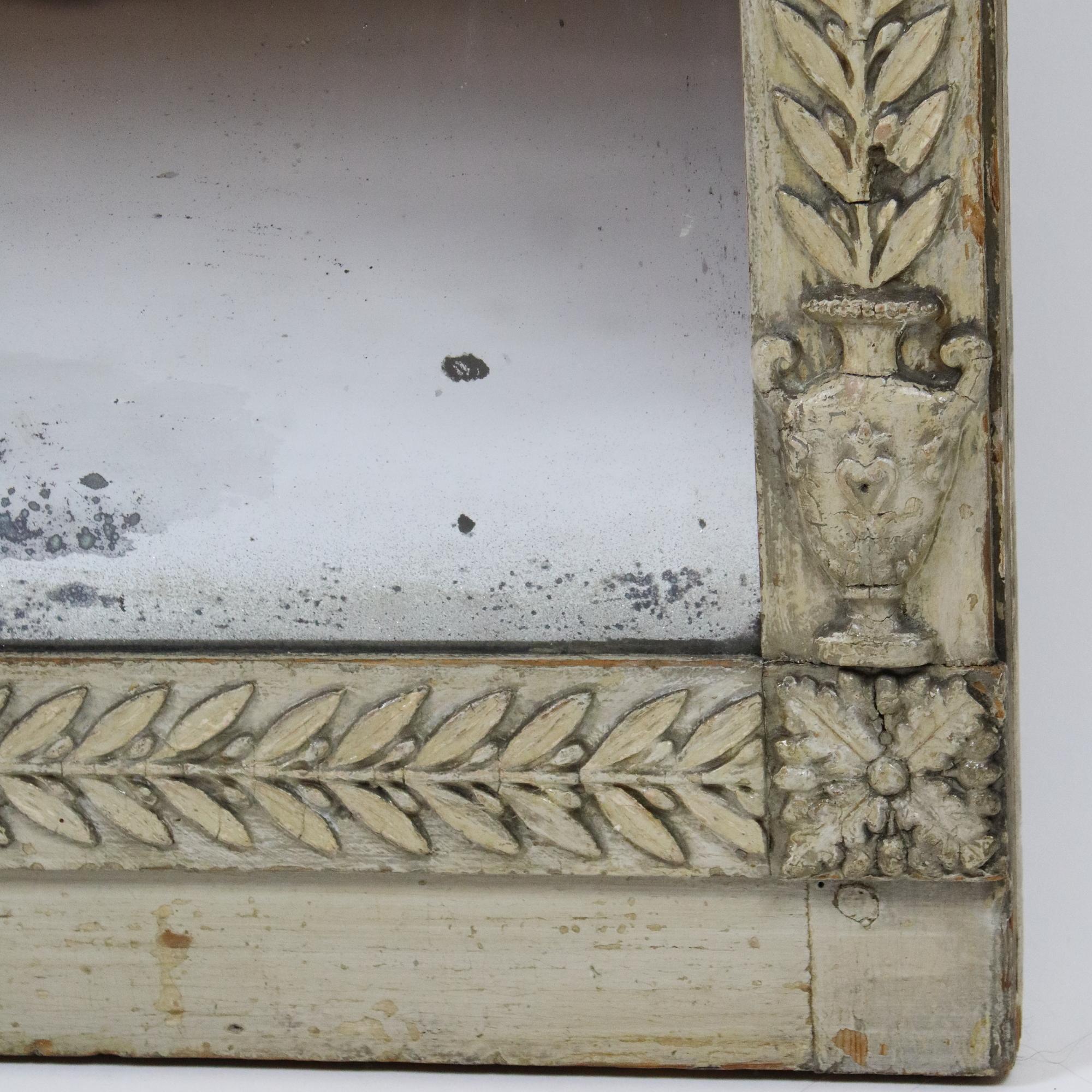 Late 18th Century Italian Neoclassical Wall Mirror with 'Capriccio' Painting 3