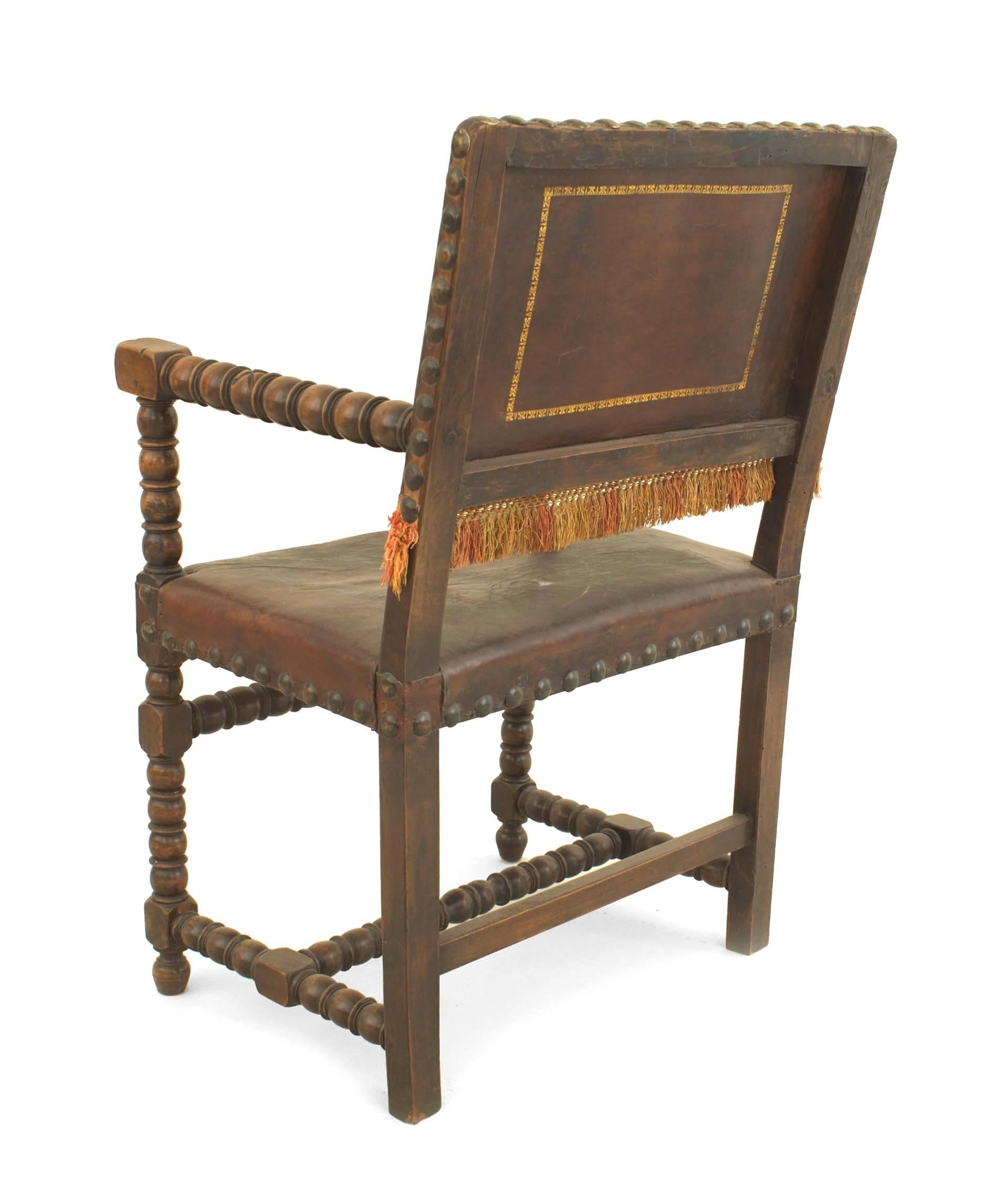 Italian Renaissance Walnut Arm Chair In Good Condition For Sale In New York, NY