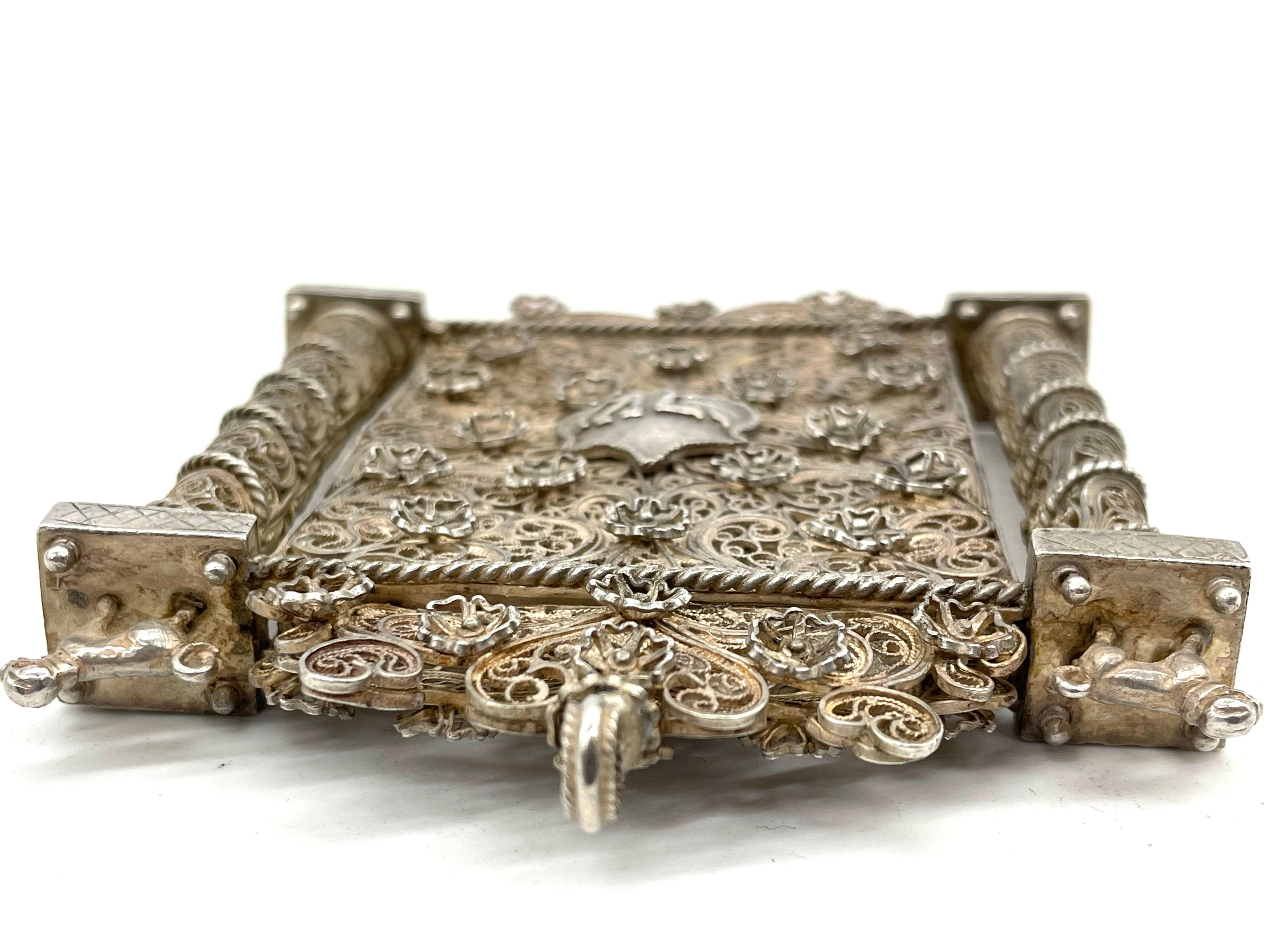 Late 18th Century Italian Silver Filigree Amulet 3