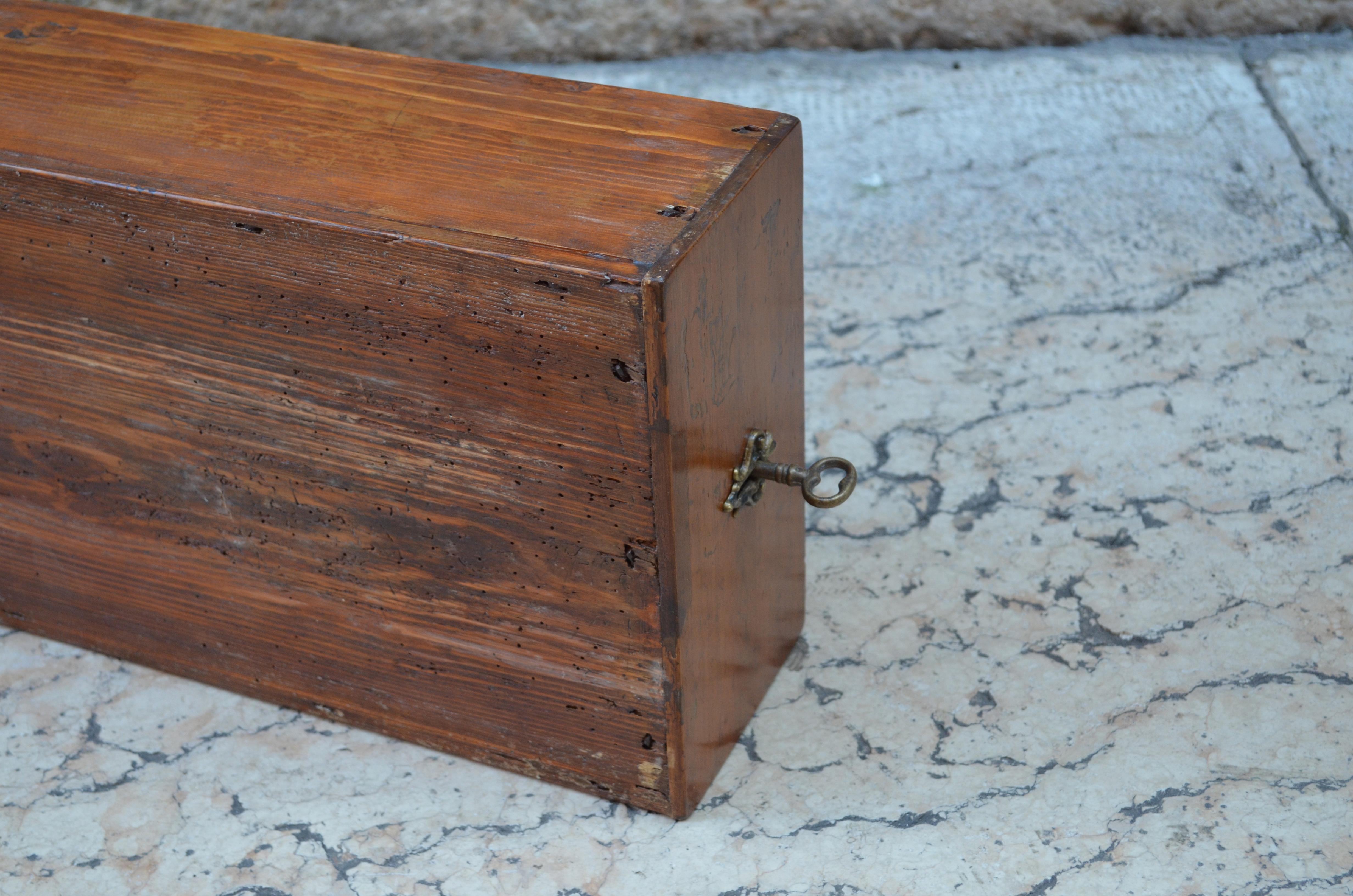 Late 18th Century Italian Walnut Wood Three Drawers Desk, Italy Veneto 10