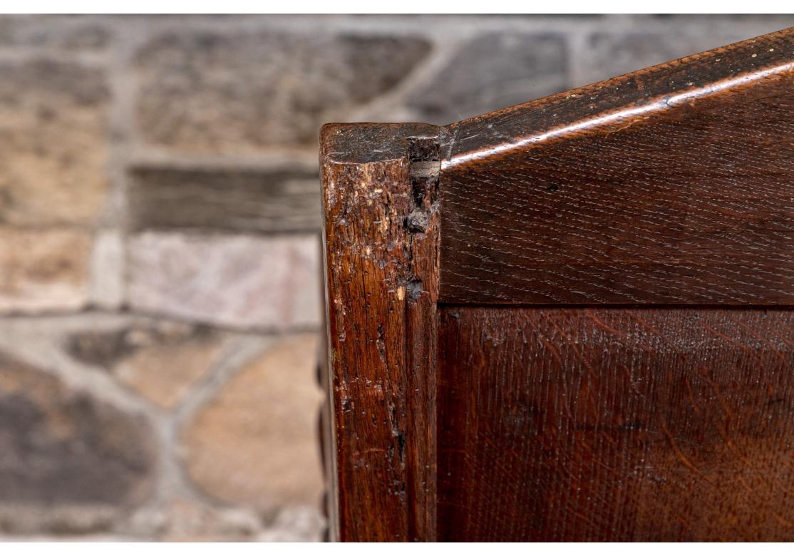 Spätes 18. Jahrhundert Jacobean Stil Hall Stuhl im Angebot 4